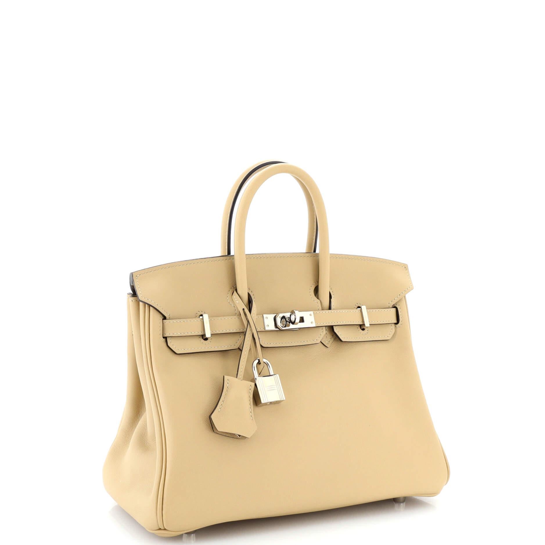 Hermes Birkin Handbag Light Swift with Palladium Hardware 25 In Good Condition For Sale In NY, NY