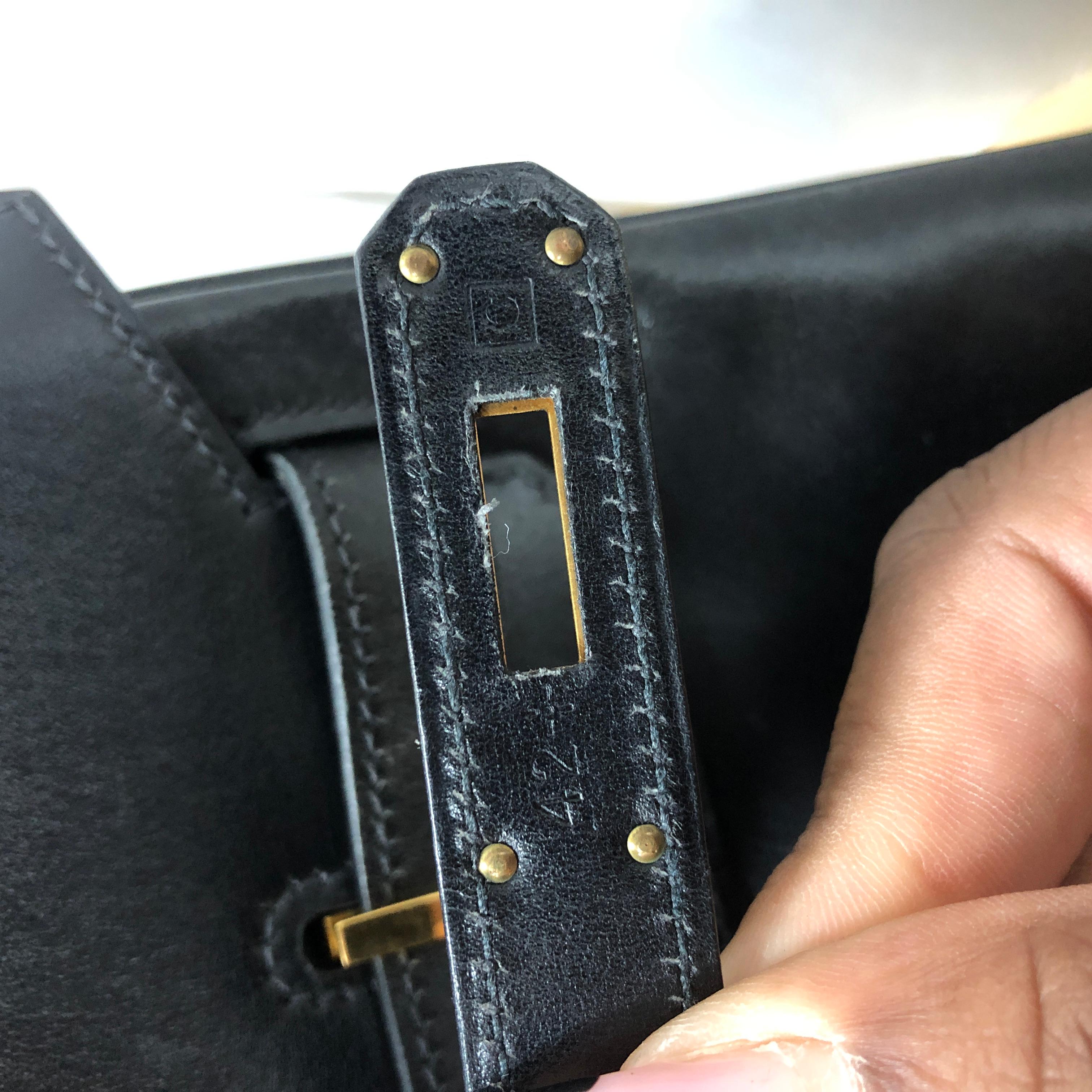 Hermes Birkin Handbag Noir Box Calf With Gold Hardware 35 4
