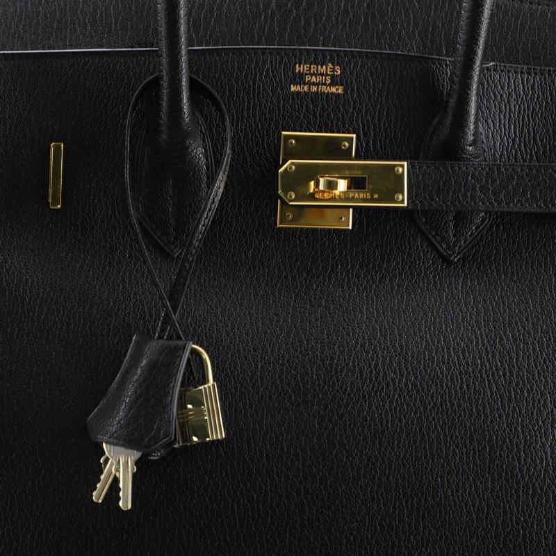 Women's or Men's Hermes Birkin Handbag Noir Chevre de Coromandel with Gold Hardware 35
