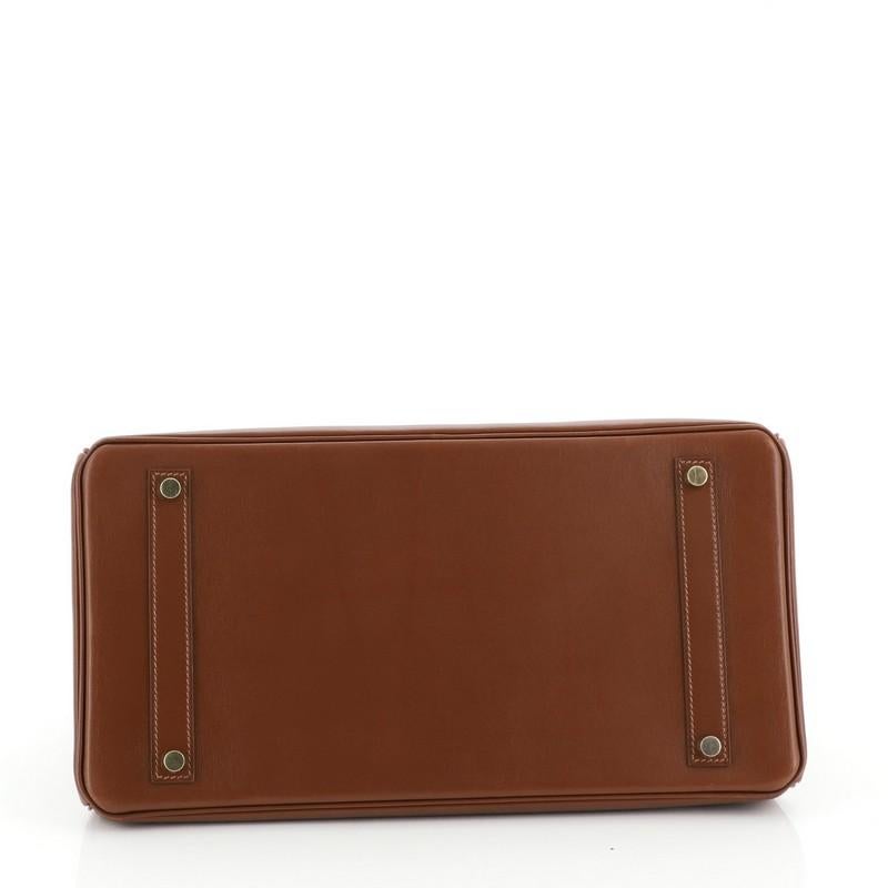 Hermes Birkin Handbag Noisette Box Calf with Gold Hardware 35 In Good Condition In NY, NY