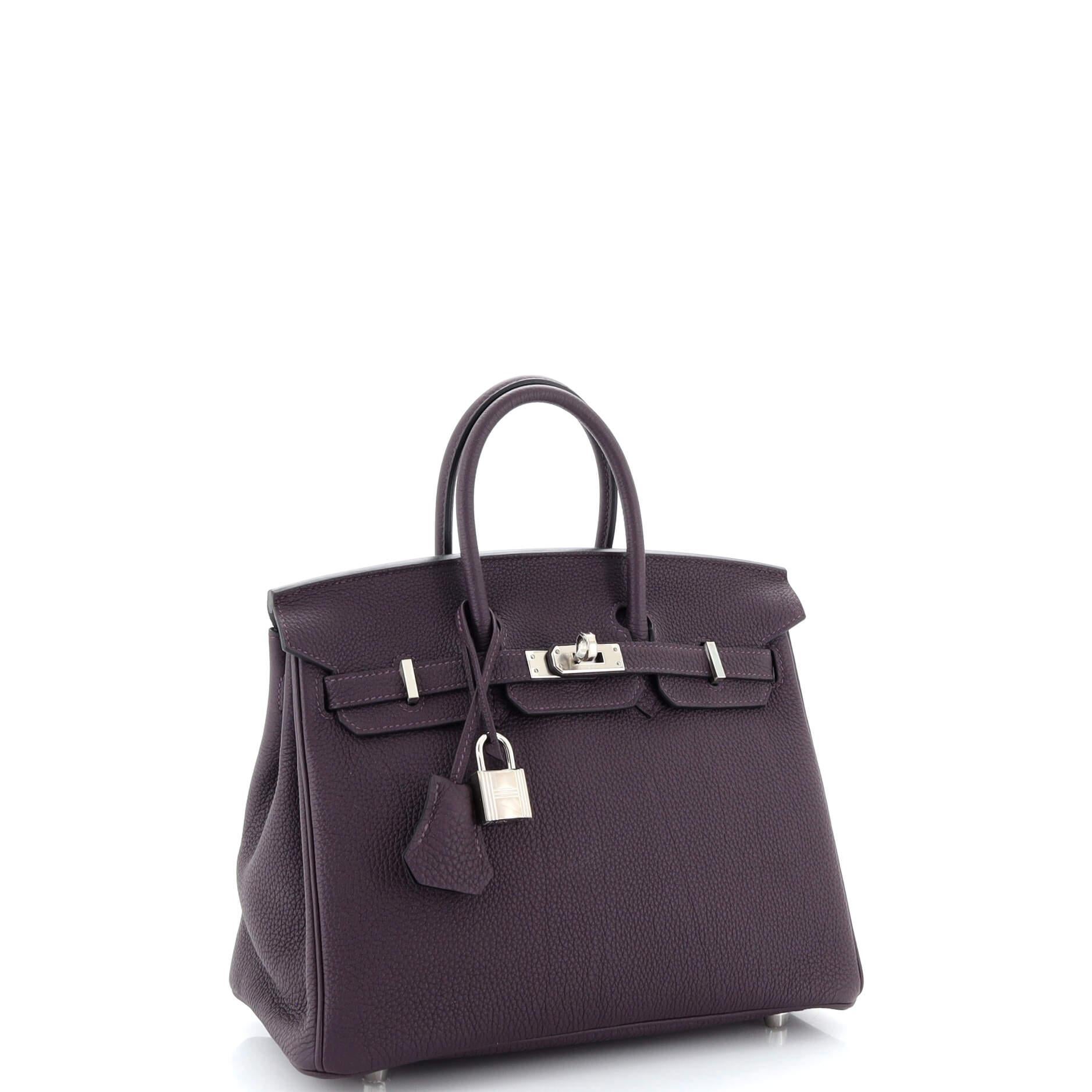 Hermes Birkin Handbag Raisin Togo with Palladium Hardware 25 In Good Condition For Sale In NY, NY