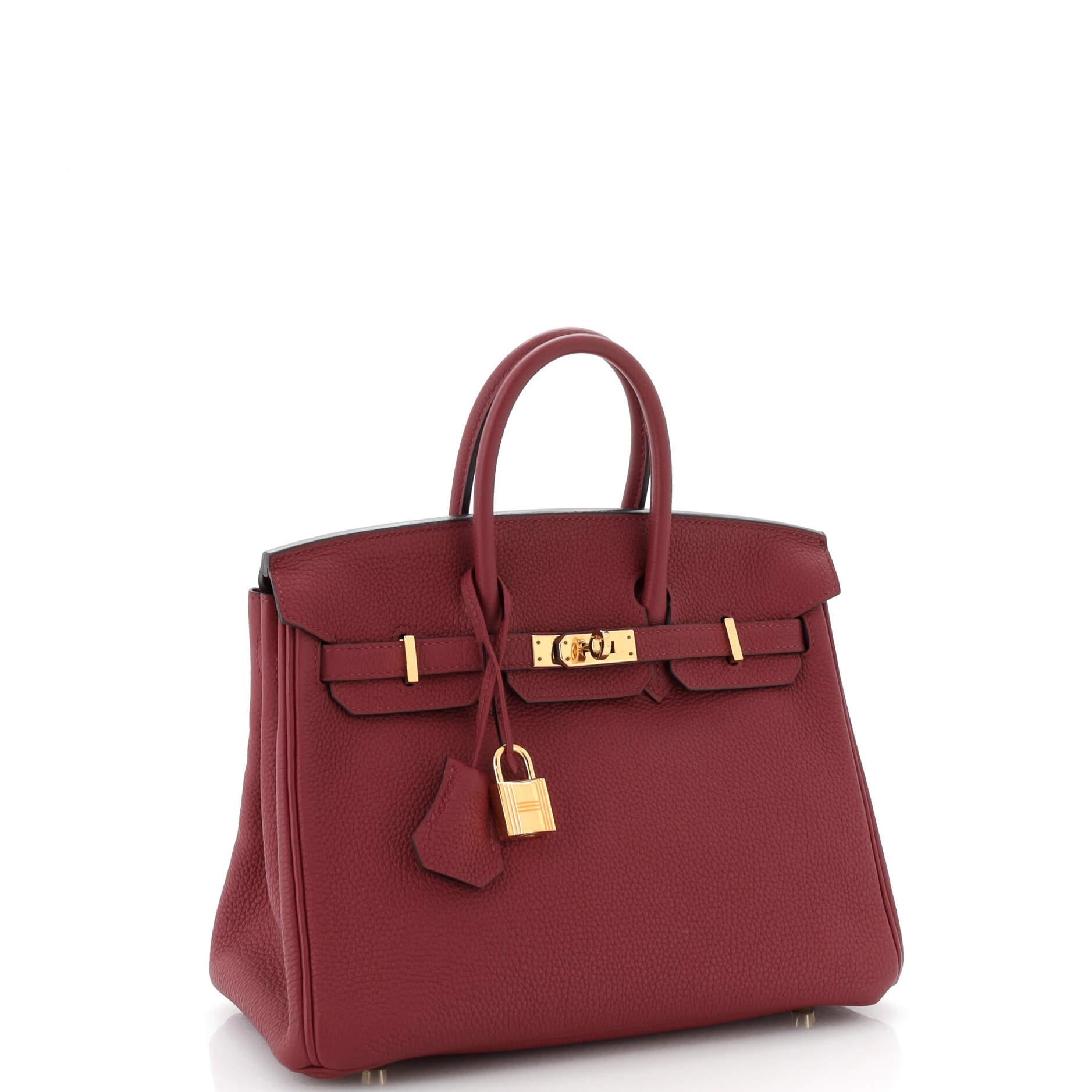 Hermes Birkin Handbag Rouge Grenat Togo with Gold Hardware 25 In Good Condition In NY, NY