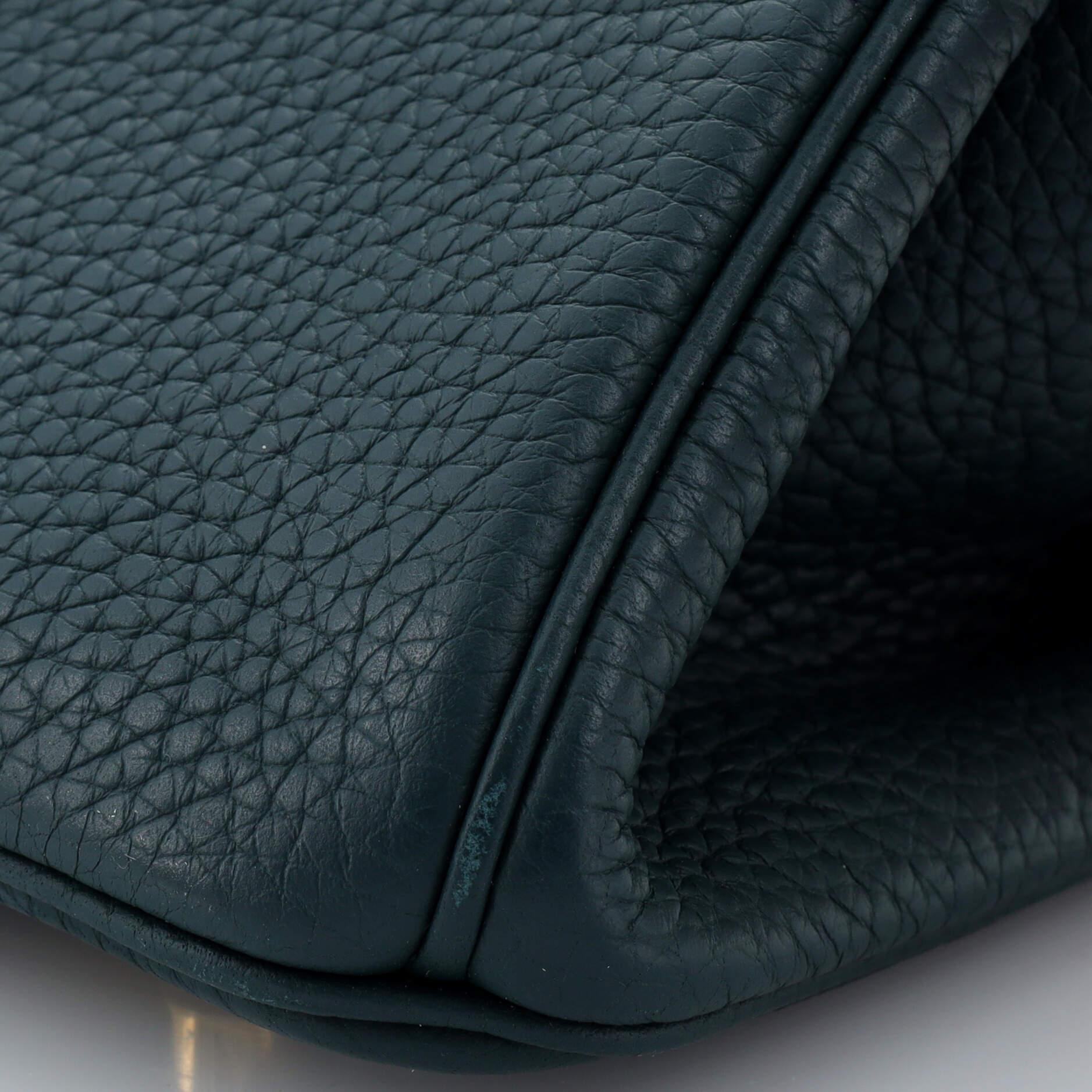 Hermes Birkin Handbag Vert Cypress Clemence with Gold Hardware 30 For Sale 5