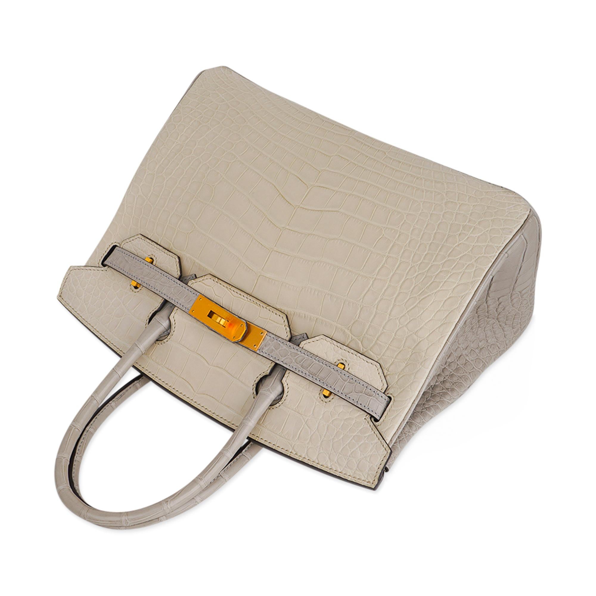 Hermes Birkin HSS 30 Bag Vanille / Gris Perle Matte Alligatot Brushed Gold 3