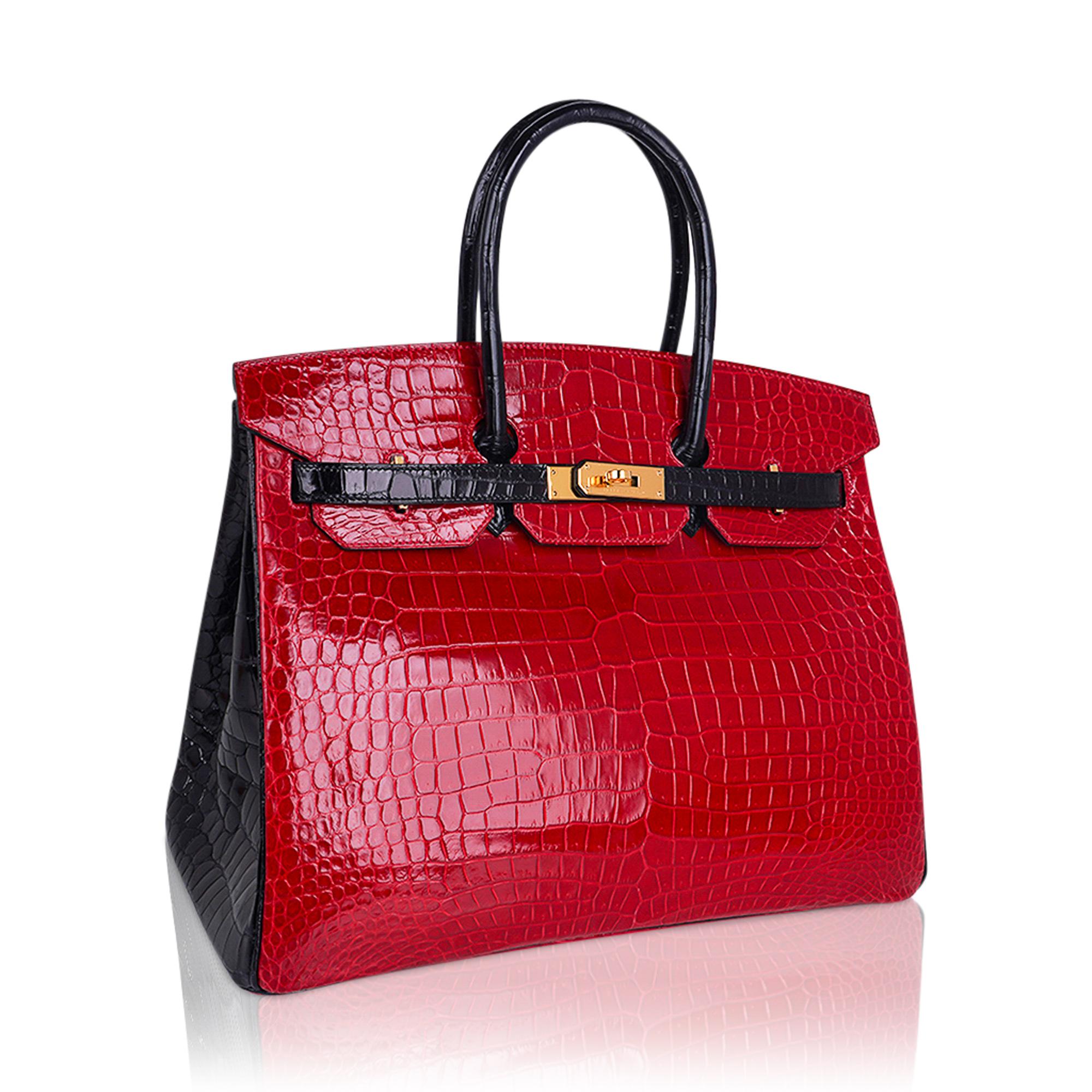 Mightychic offers a dramatic Hermes Birkin HSS 35 bag featured in Braise and Black porosus crocodile. 
This extraordinarylimited edition Hermes Birkin bag is simply show stopping.
Lush gold hardware.
Black interior.
This bag is in superior