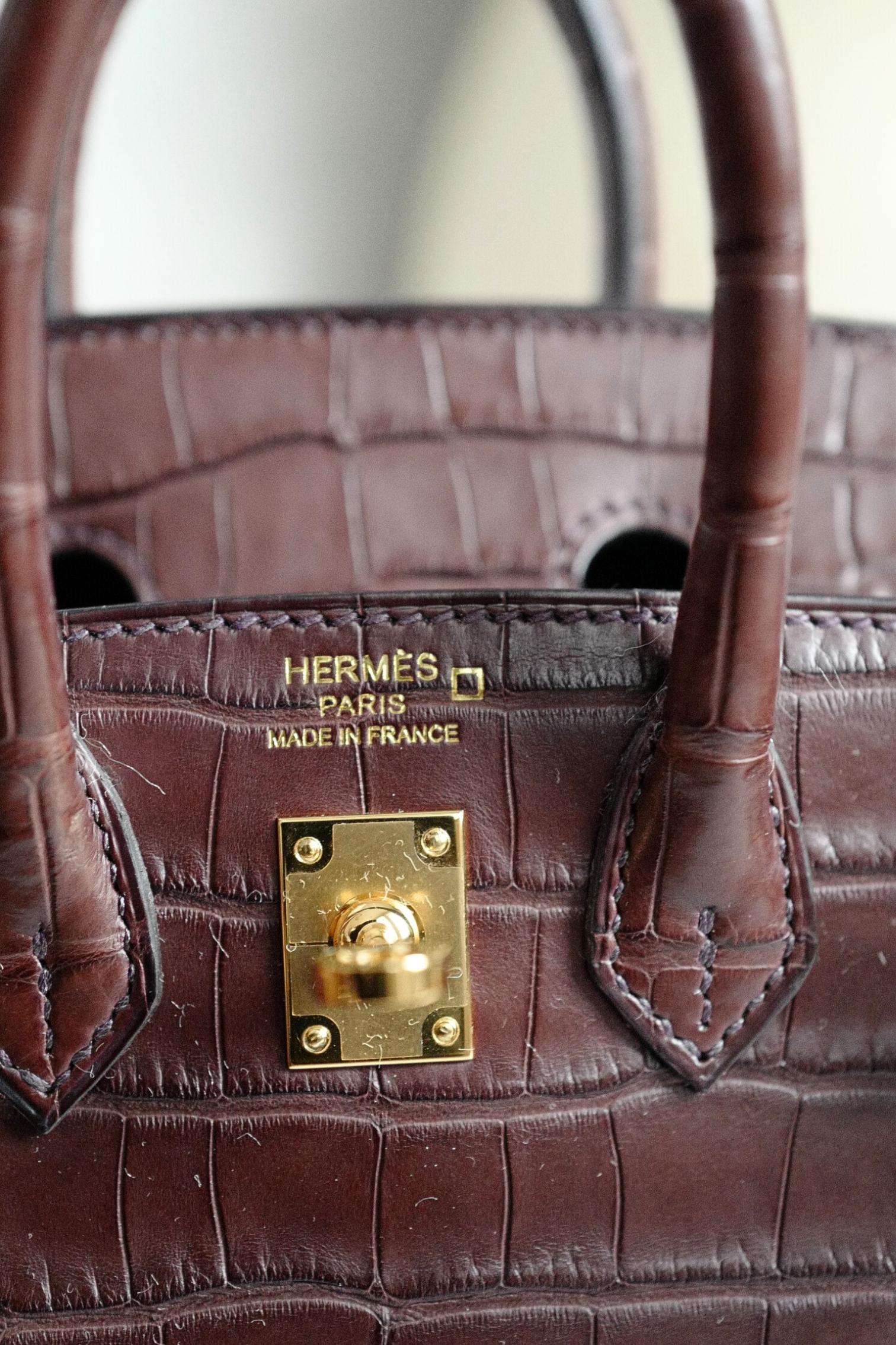 HERMÈS Birkin Sellier 20 Havane Matte Alligator with Gold Hardware in vendita 5