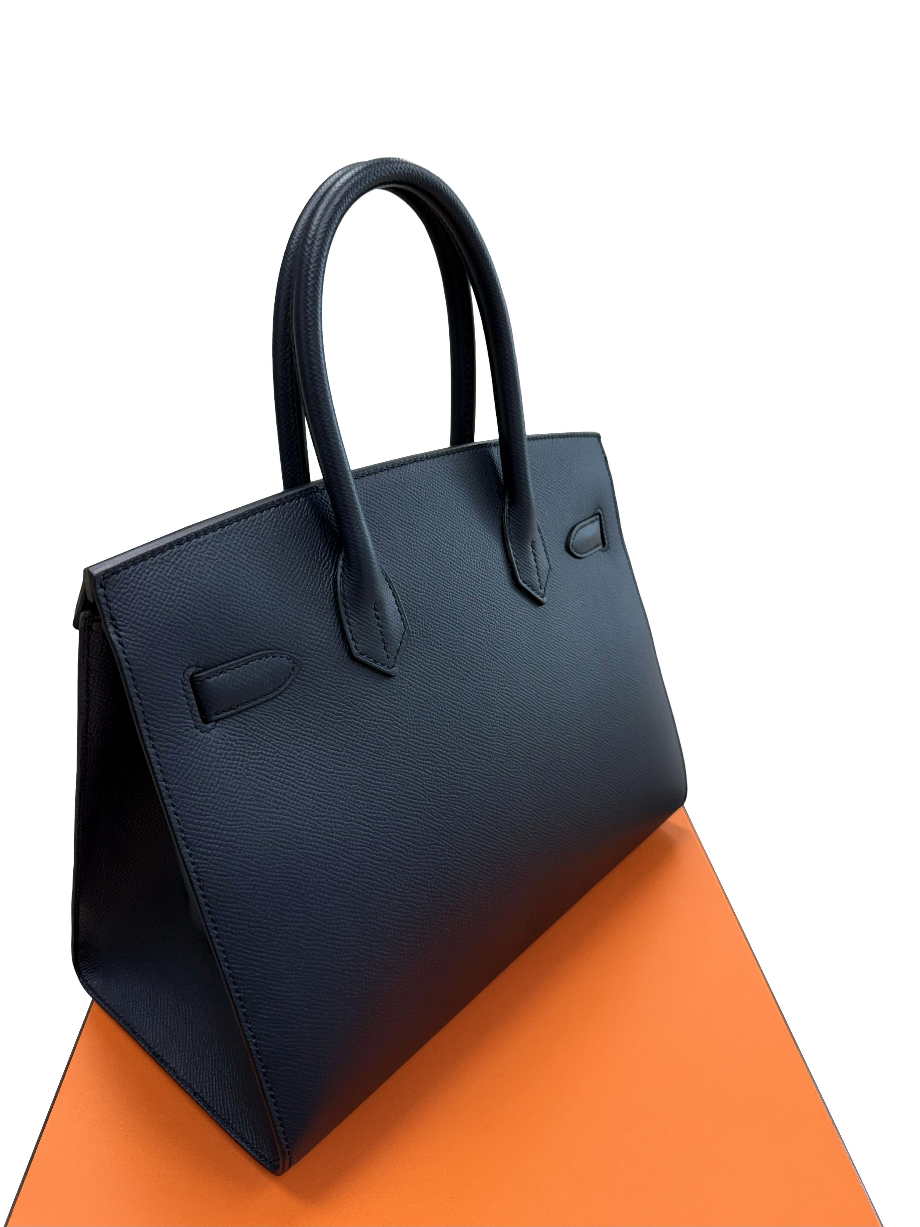 Hermes Birkin Sellier 30 Noir Cuir d'Epsom avec quincaillerie dorée Sac à main en vente 7