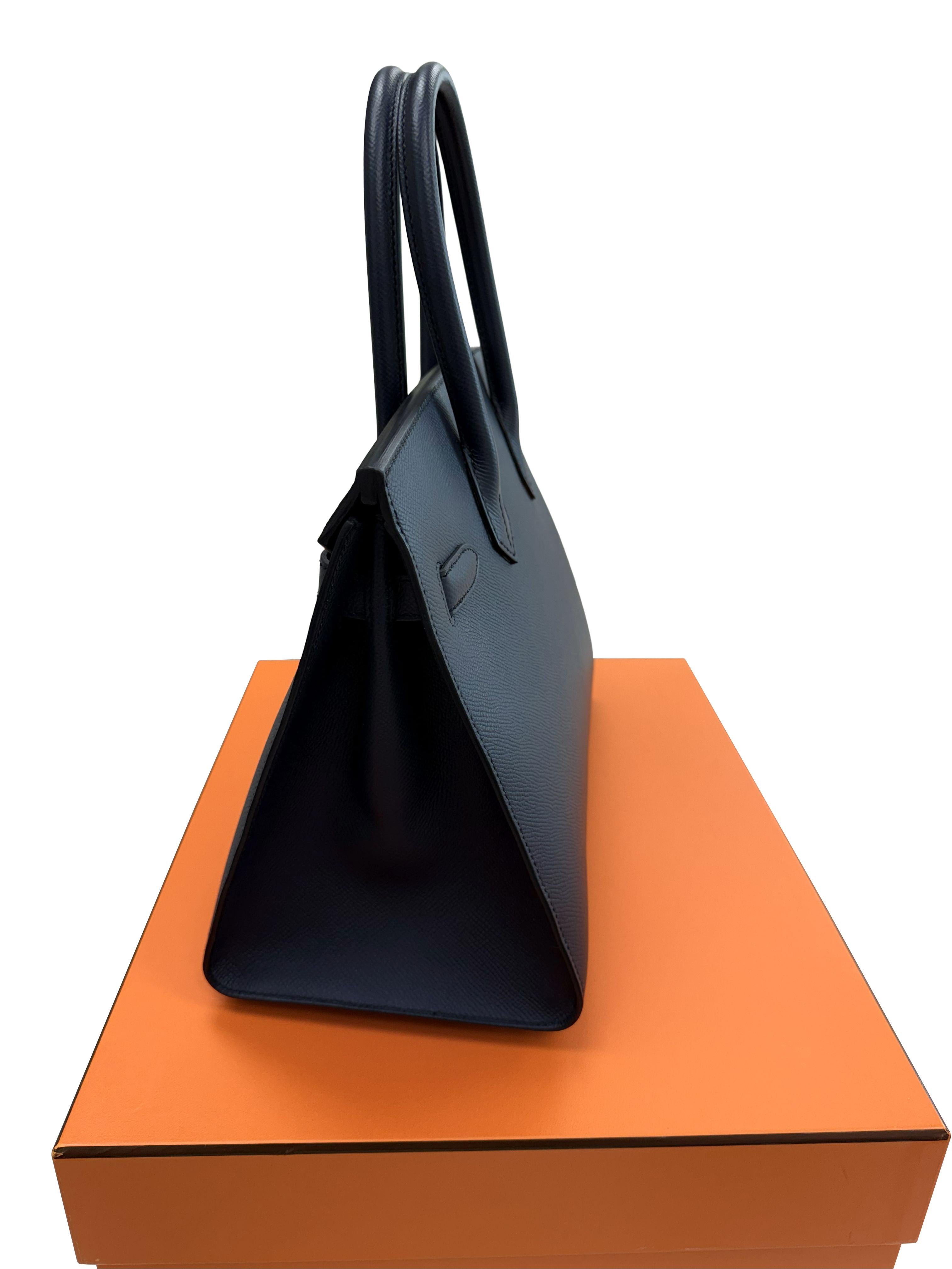 Hermes Birkin Sellier 30 Noir Cuir d'Epsom avec quincaillerie dorée Sac à main en vente 8