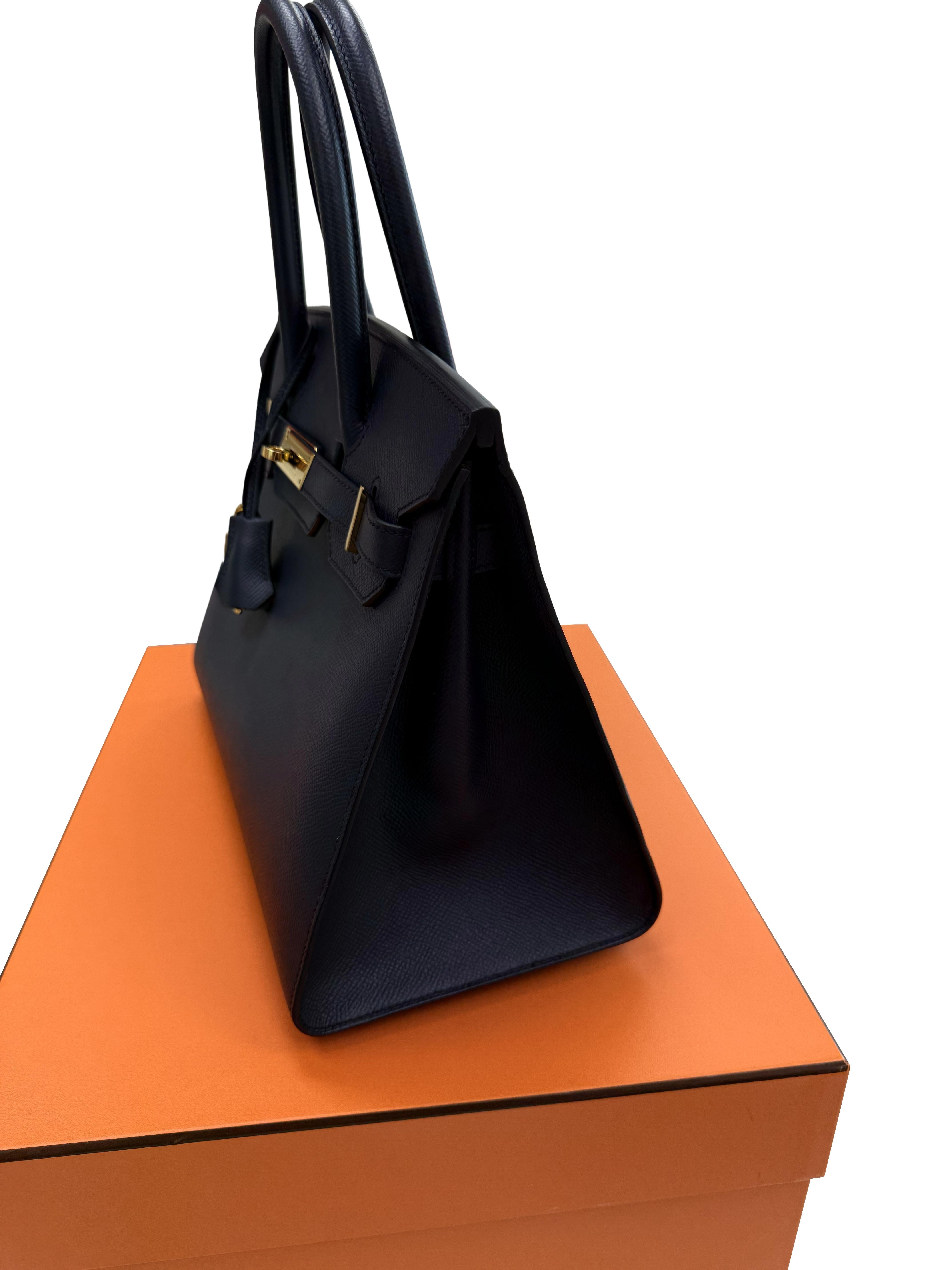 Hermes Birkin Sellier 30 Noir Cuir d'Epsom avec quincaillerie dorée Sac à main en vente 9