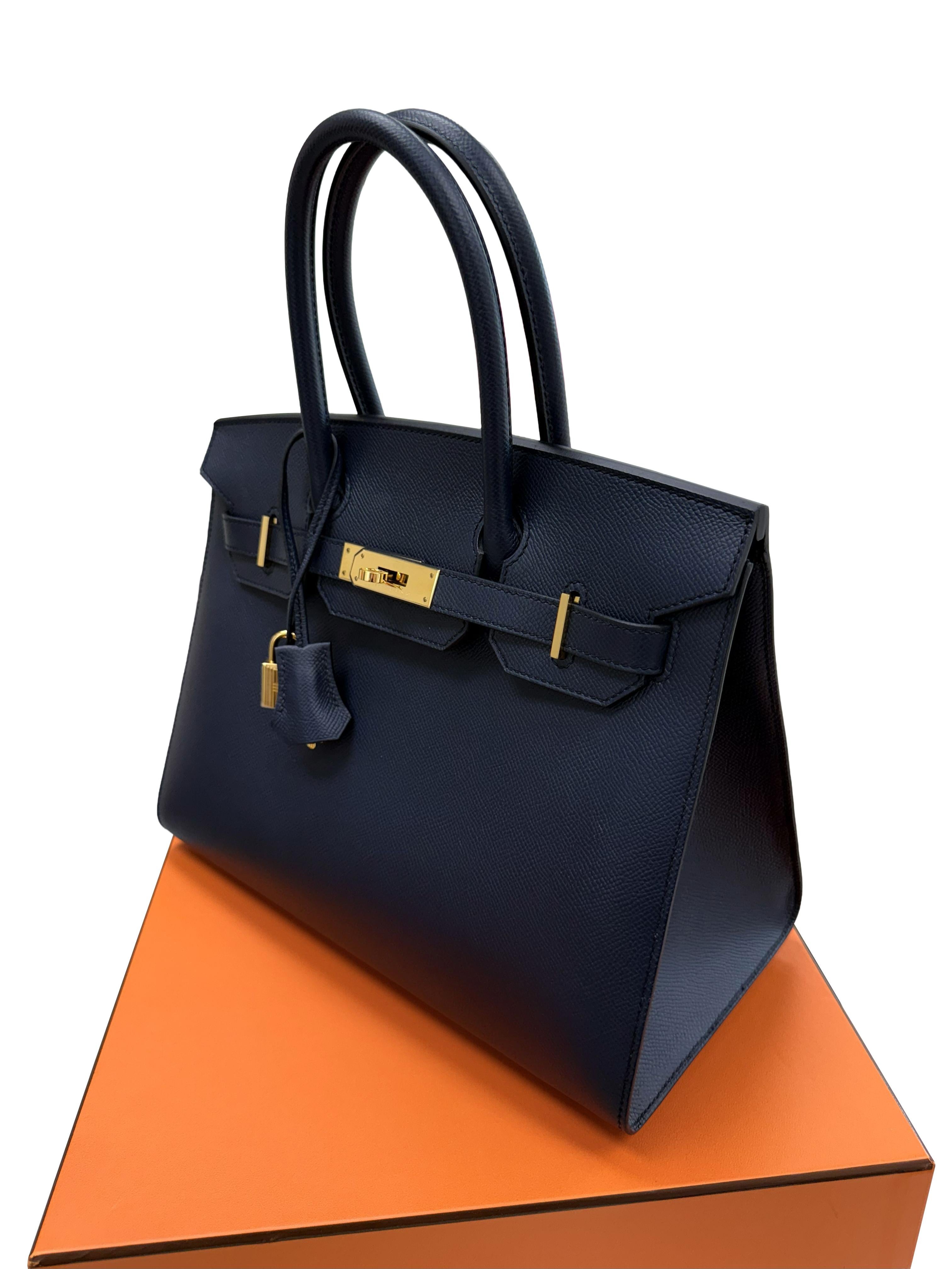 Hermes Birkin Sellier 30 Noir Cuir d'Epsom avec quincaillerie dorée Sac à main en vente 10