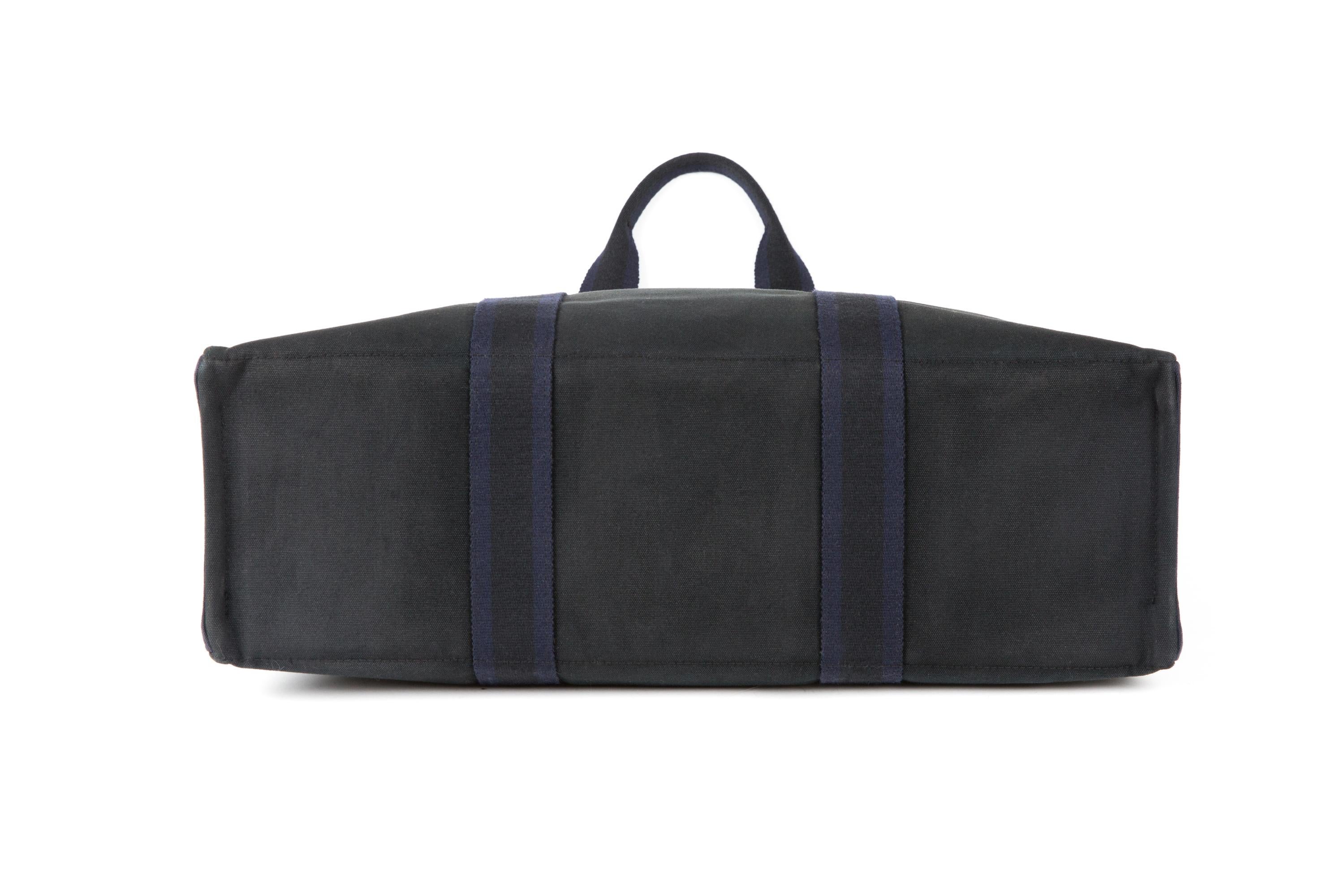 Women's or Men's Hermes Black and Navy Canvas Large Toto Tote Bag For Sale
