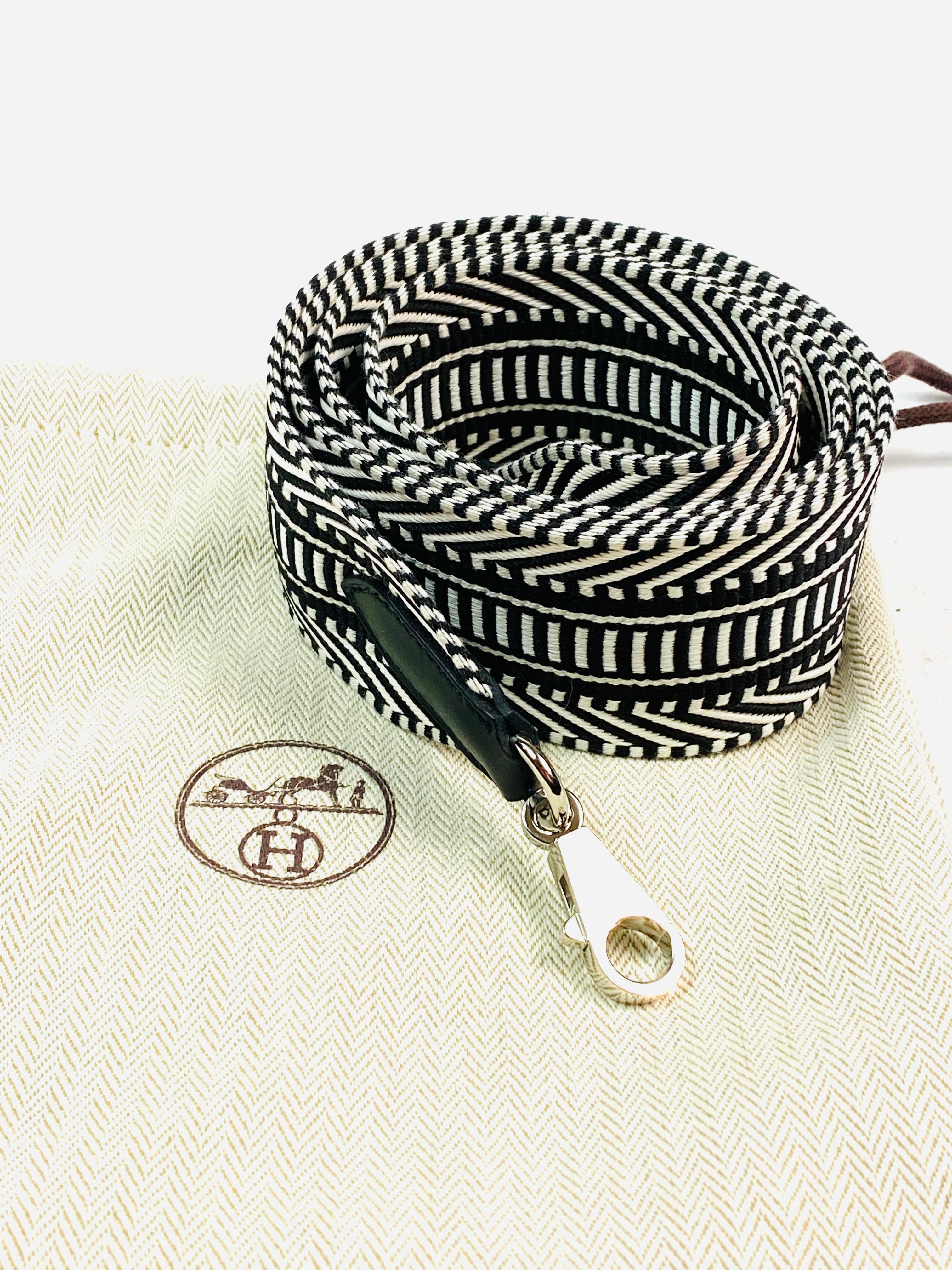 HERMES Black and White Canvas Logo Shoulder Strap In Excellent Condition In Beverly Hills, CA