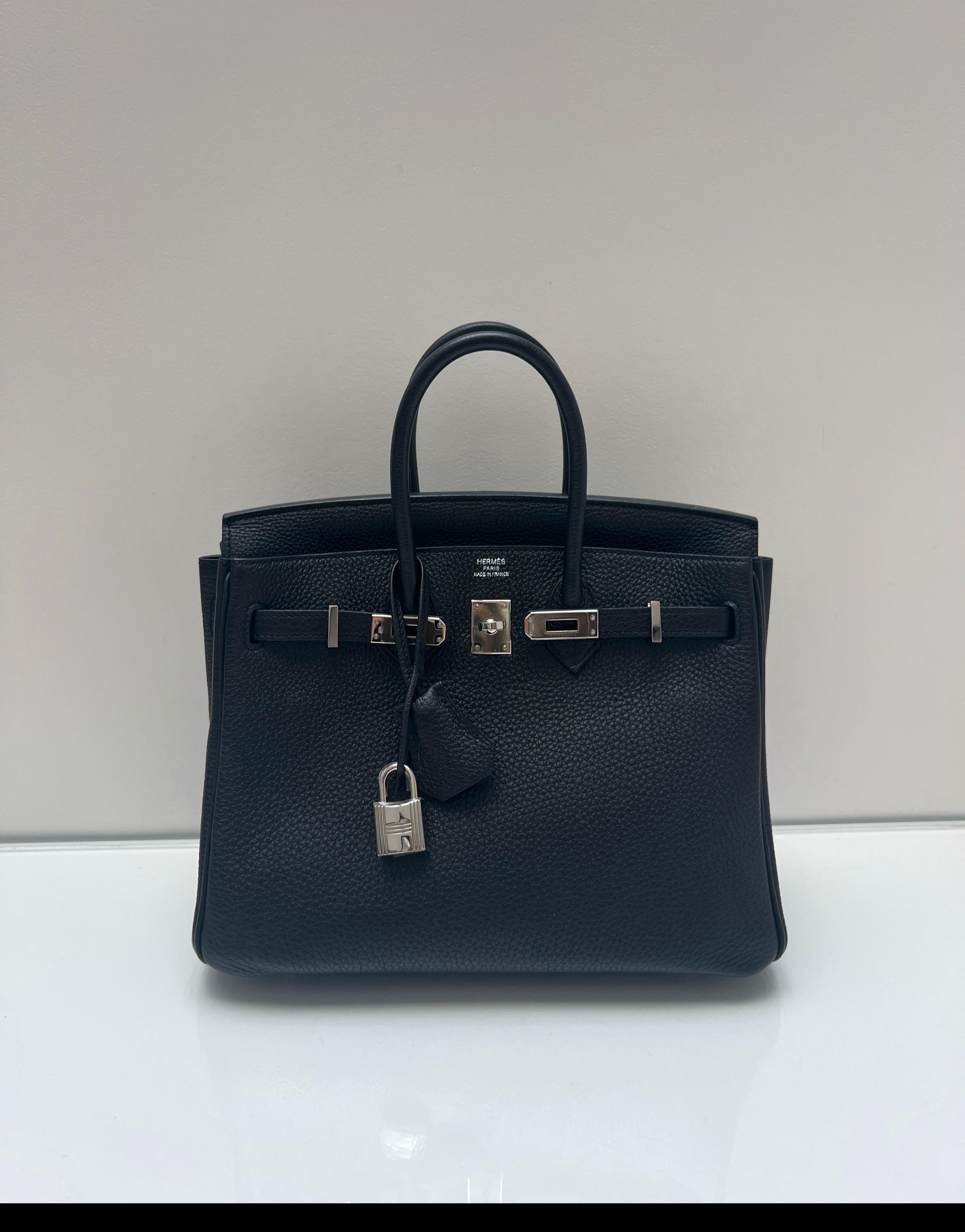 Noir Hermès - Sac Birkin 25 noir en vente