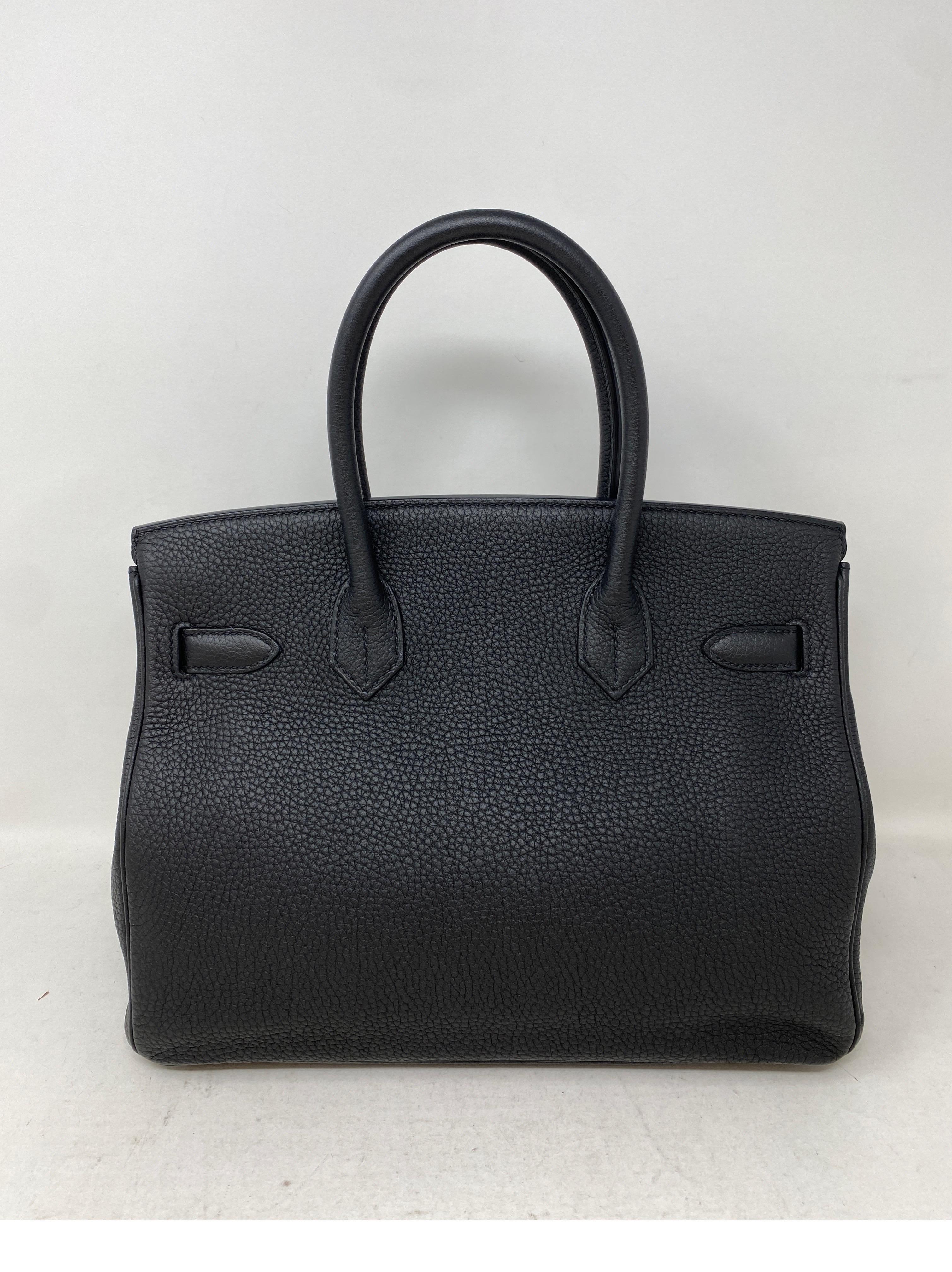 Hermes Black Birkin 30 Bag  In Excellent Condition In Athens, GA