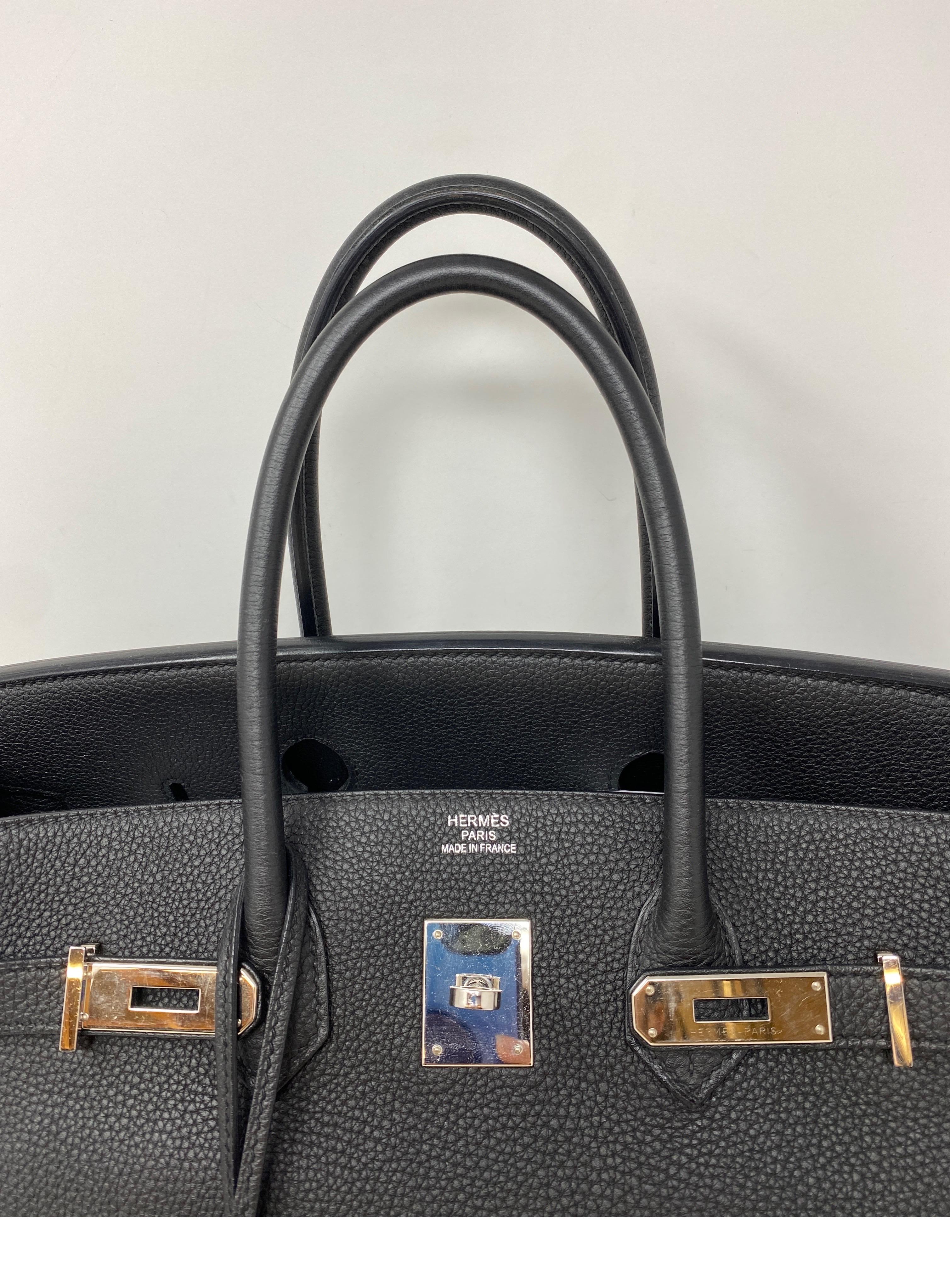 Hermes Black Birkin 35 Bag  In Excellent Condition In Athens, GA