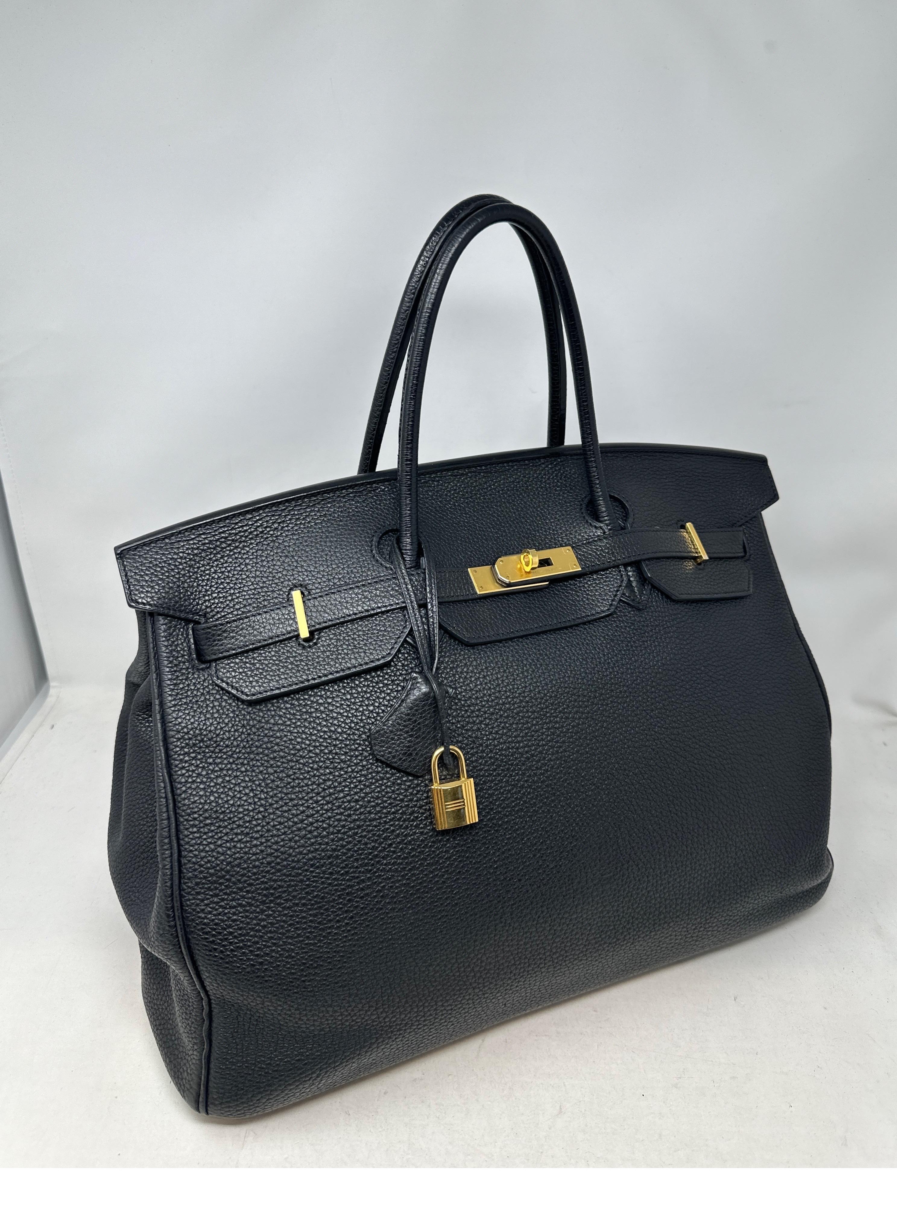 Hermes Black Birkin 40 Bag In Excellent Condition In Athens, GA