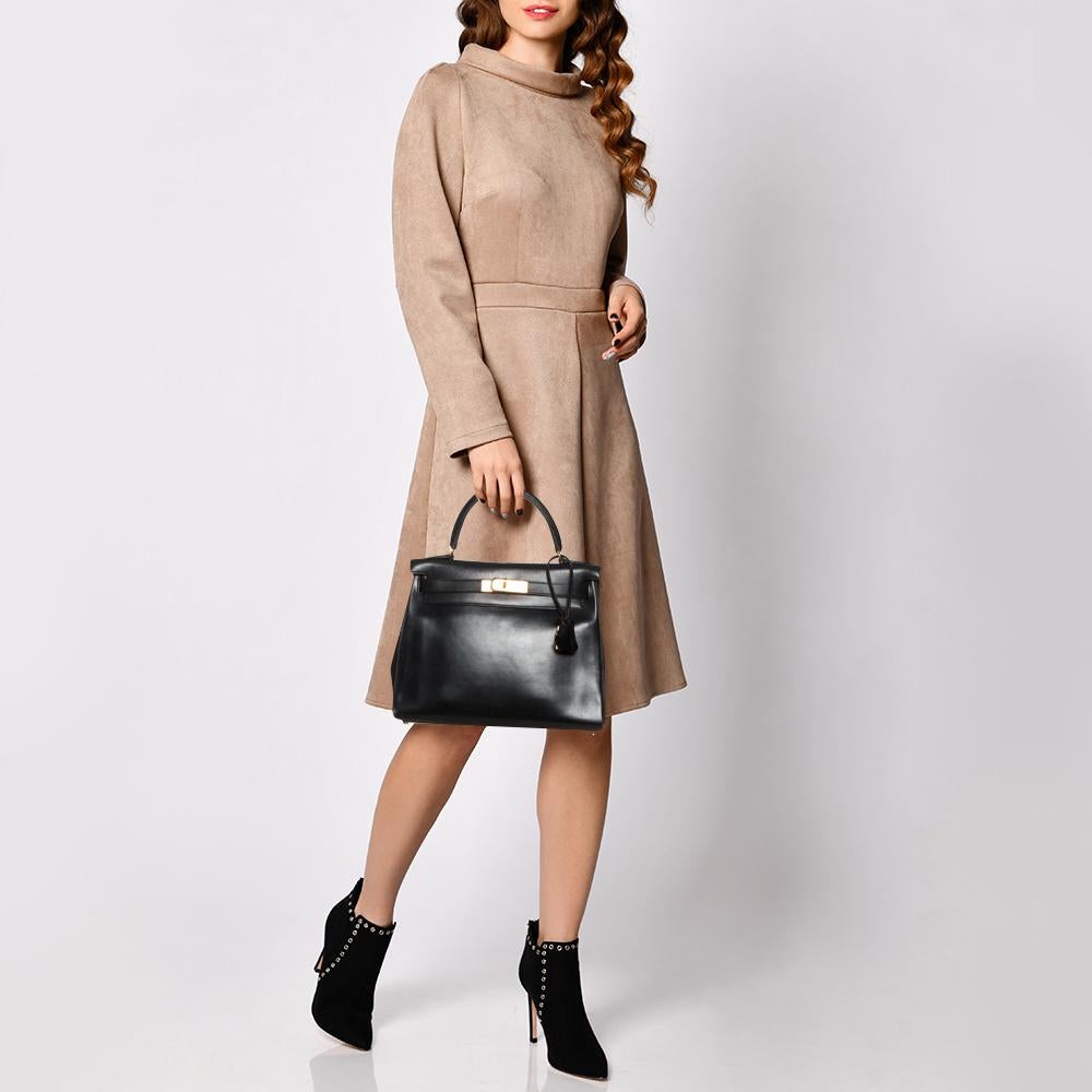 Hermes Black Box Calf Leather Gold Hardware Kelly Retourne 28 Bag In Fair Condition In Dubai, Al Qouz 2