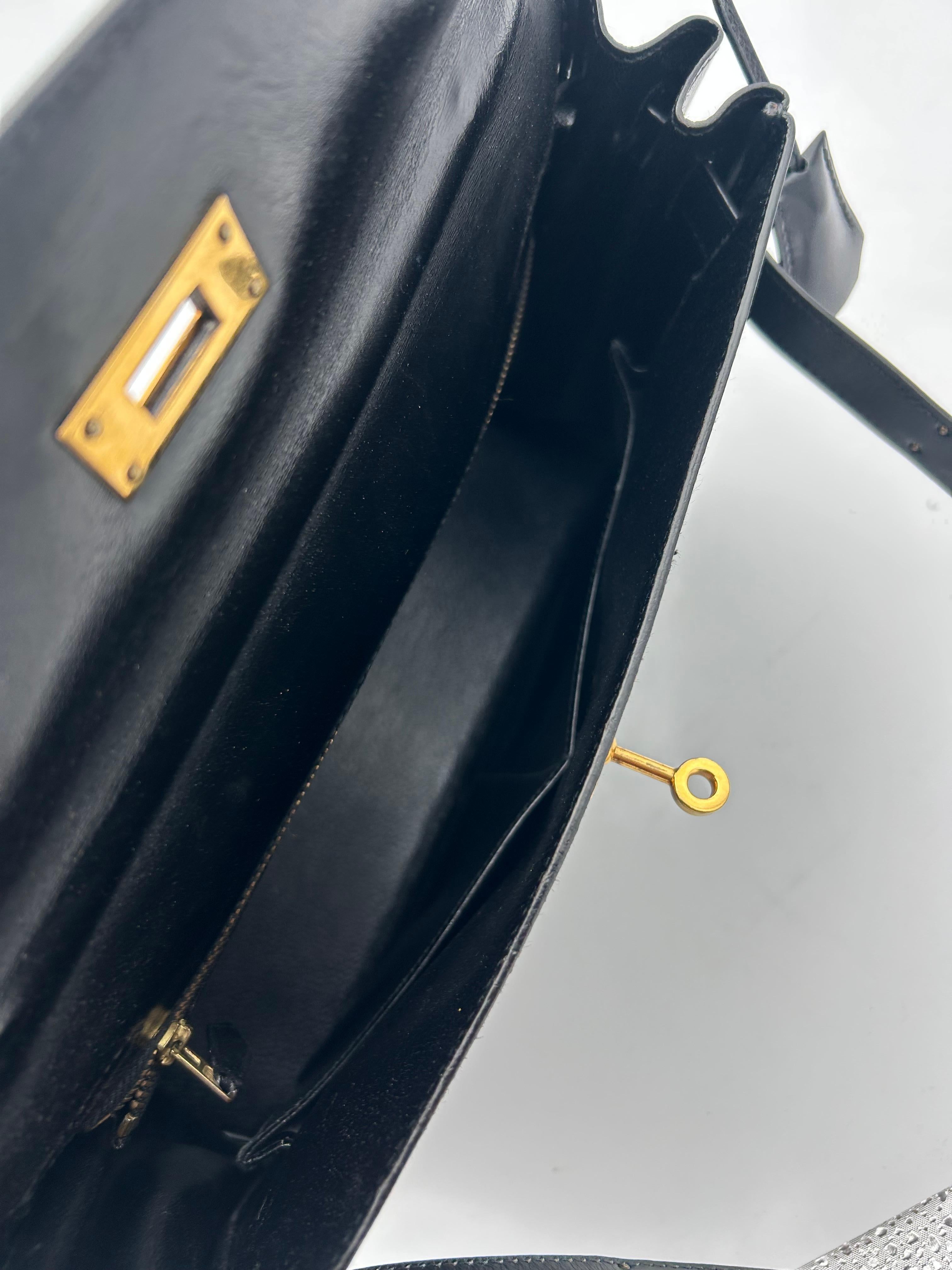 Hermès Black Box Leather Kelly 1998 For Sale 11