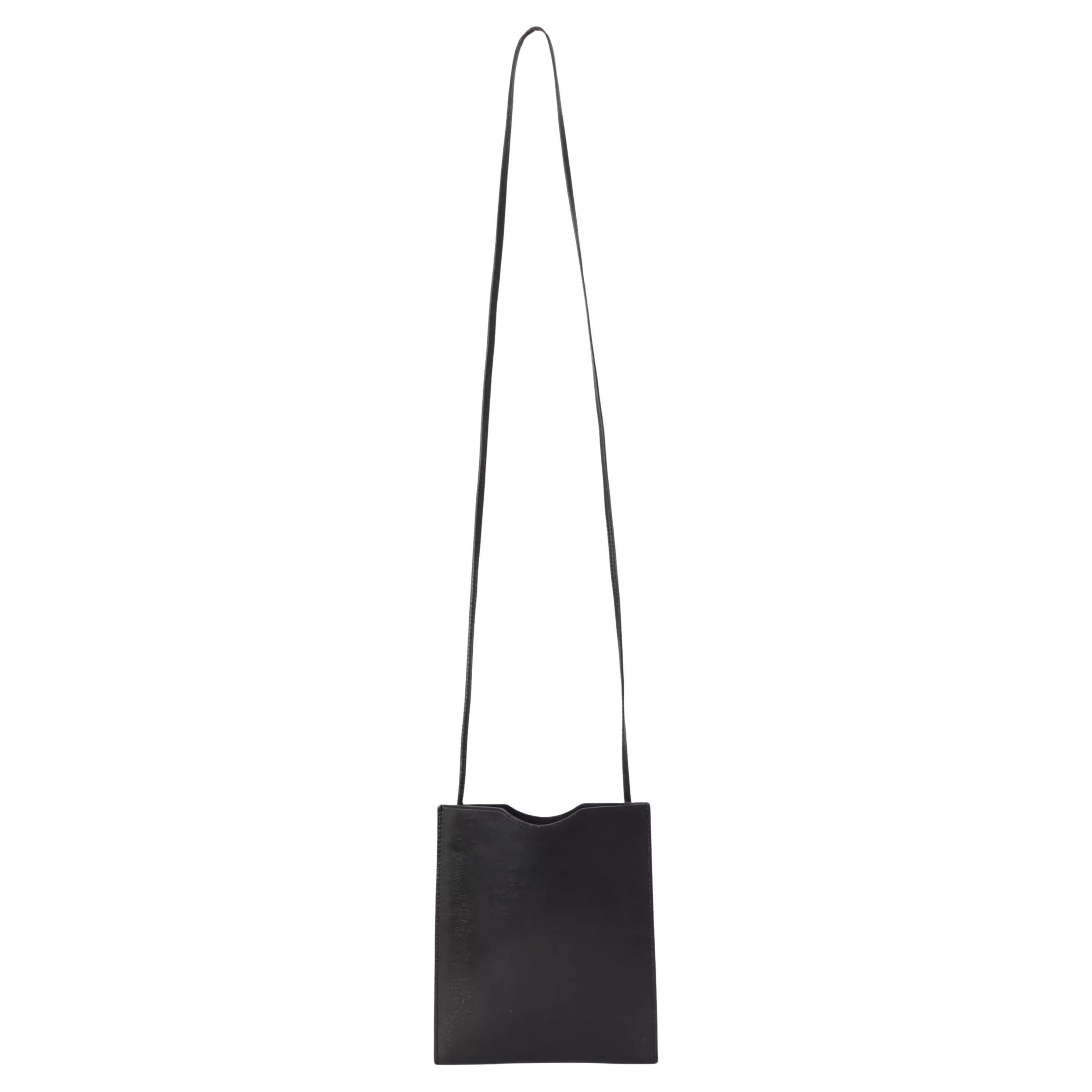 Sac à bandoulière Onimaitou en cuir de boîte noire Hermes en vente