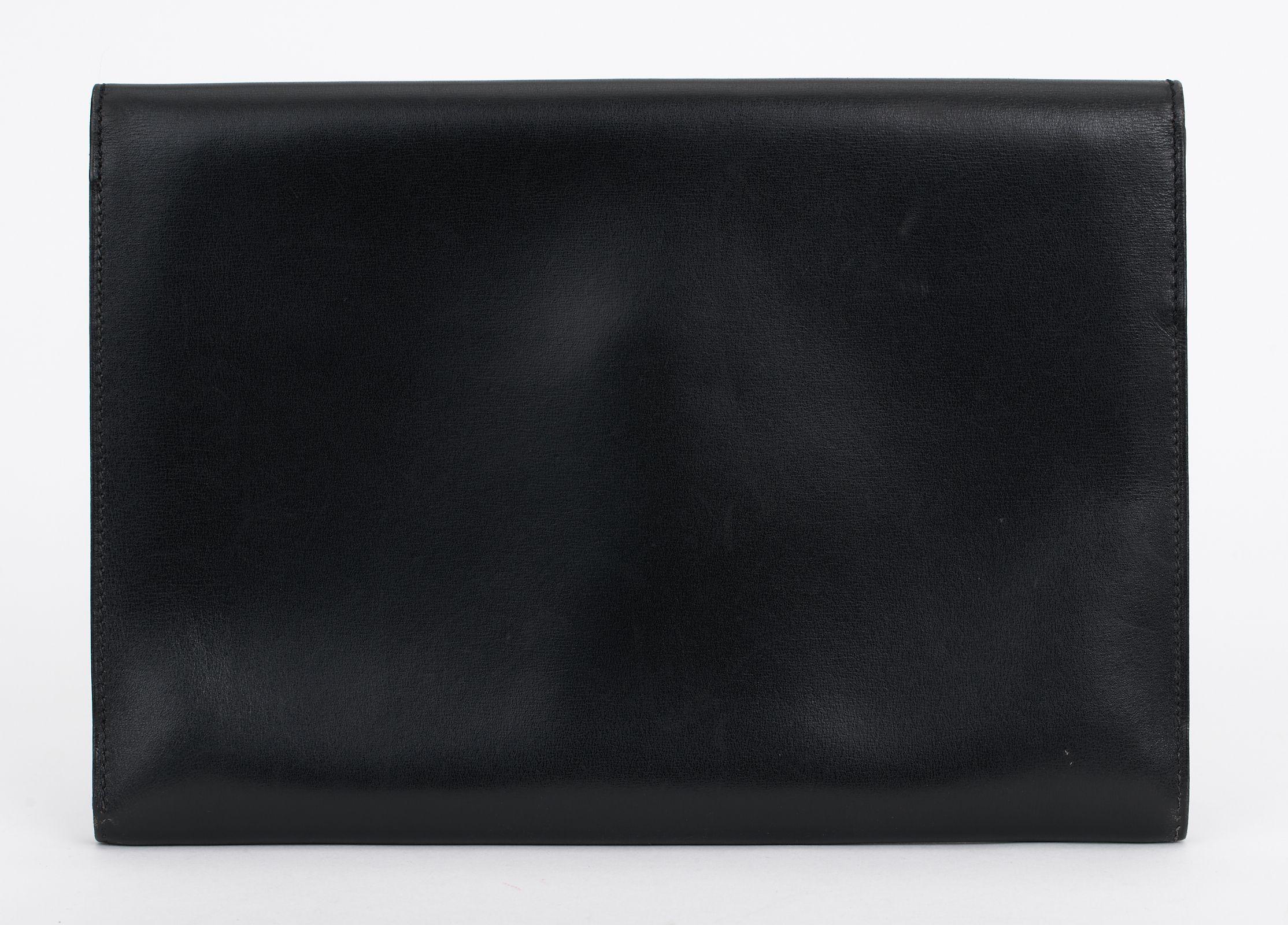 Noir Hermès Boîte noire Pochette Rio peinte à la main en vente