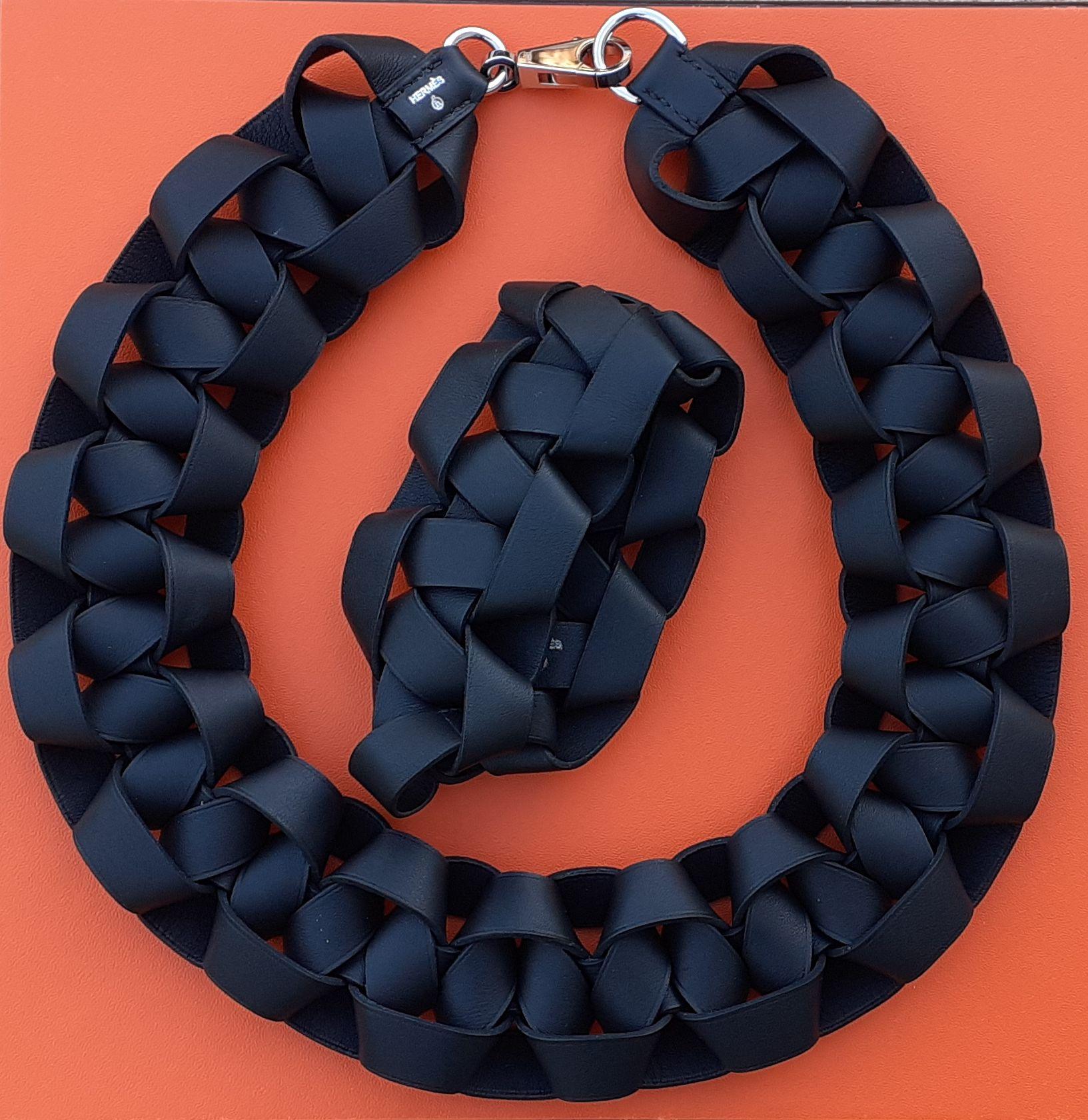 Hermès Schwarzes geflochtenes Lederarmband und Halskette Set Petit H Selten im Angebot 1