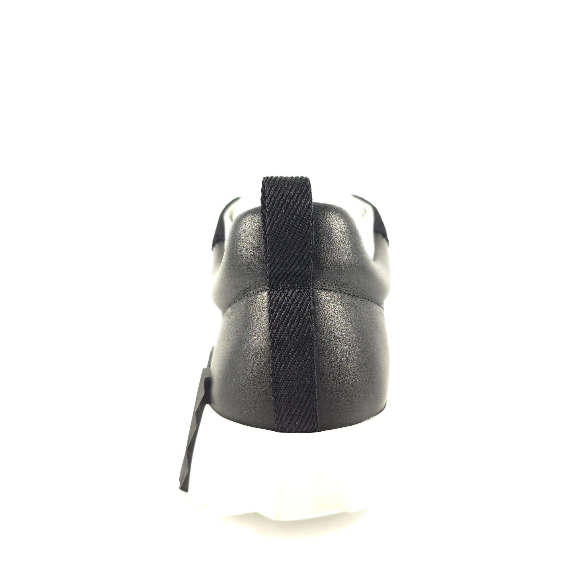 Hermes Black Calfskin Size 41 Bouncing sneaker In New Condition In Nicosia, CY