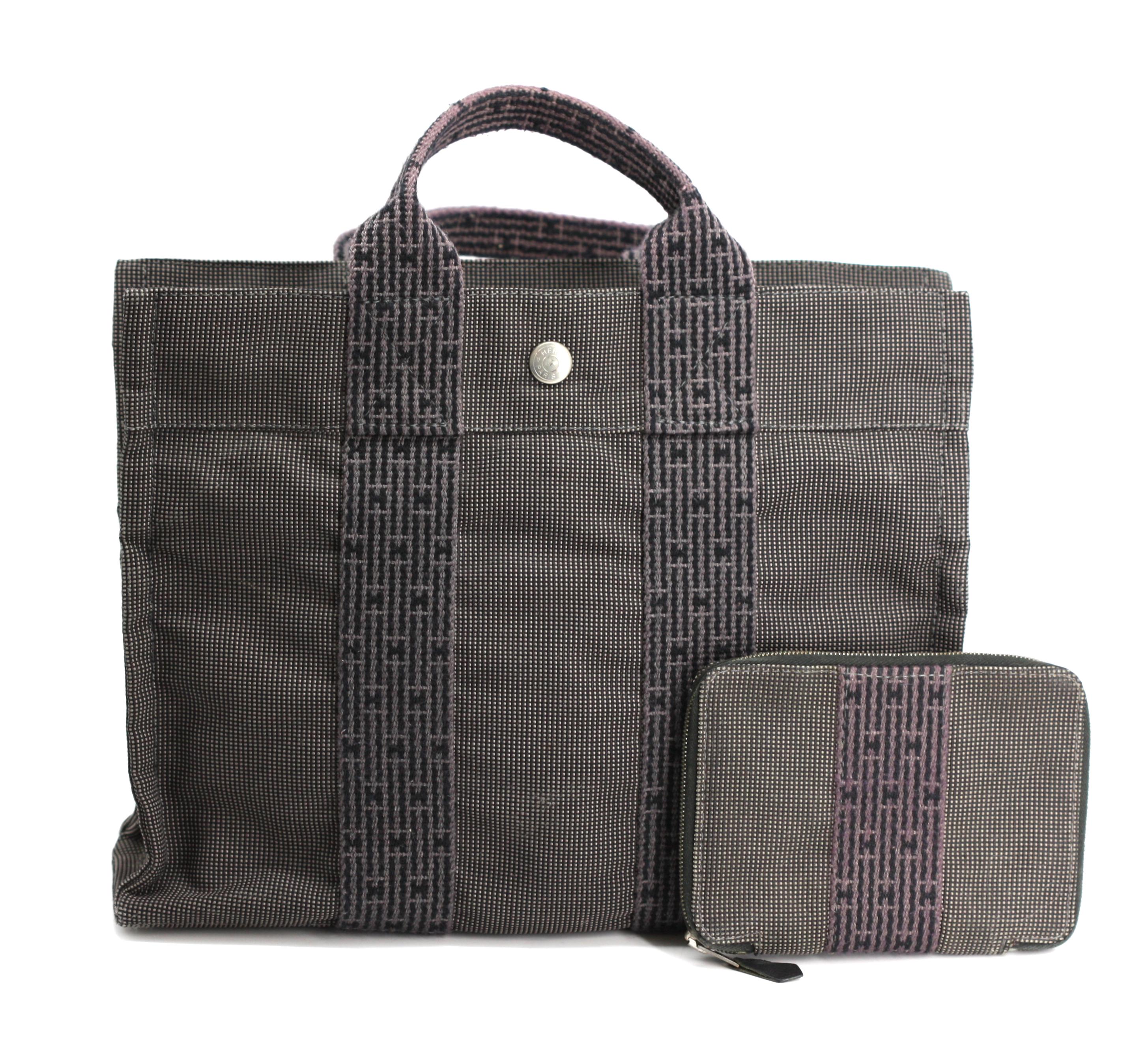 Hermes Schwarz Canvas Small Escale PM Tote und Geldbörse im Angebot 3