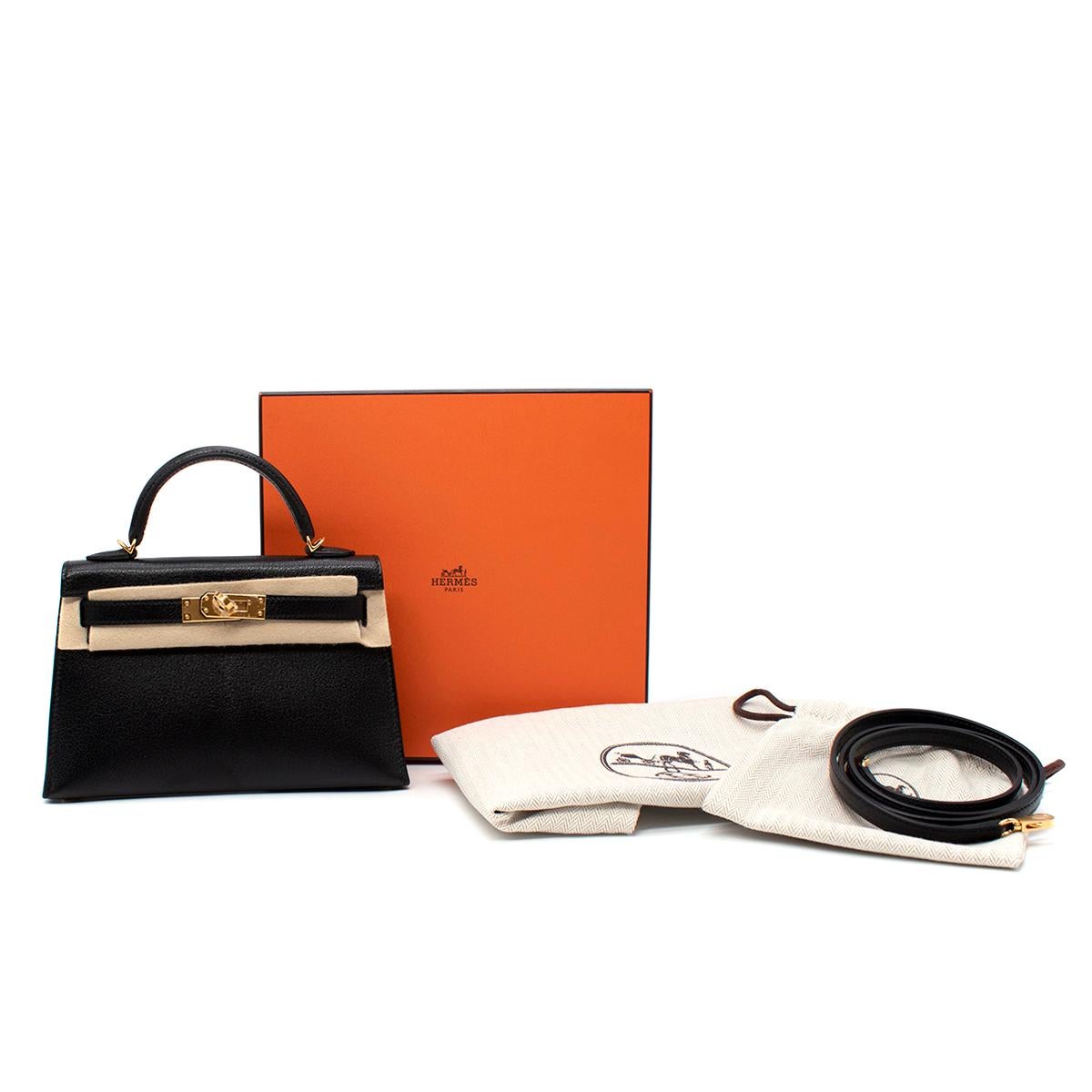 Hermes Black Chevre Mini Kelly Sellier II GHW 

- Crafted in Glossy Chevre Chamkila
- Official colour - Noir
- Gold hardware
- Removable Shoulder strap
- Classic Turnlock Belted Closure
- Full set

Age: 2021

Shipping to be confirmed upon purchase.