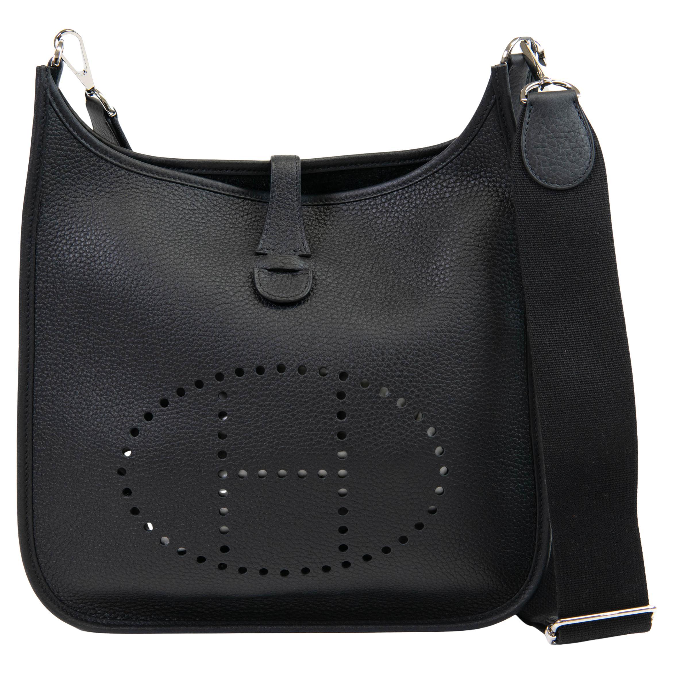 Hermès Black Clemence Evelyne III PM Bag Palladium Hardware For Sale