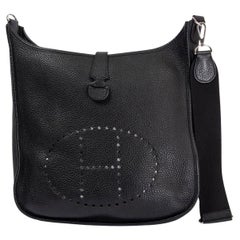 Hermès Clemence schwarze Umhängetasche aus Leder EVELYNE III 29 PM Phw