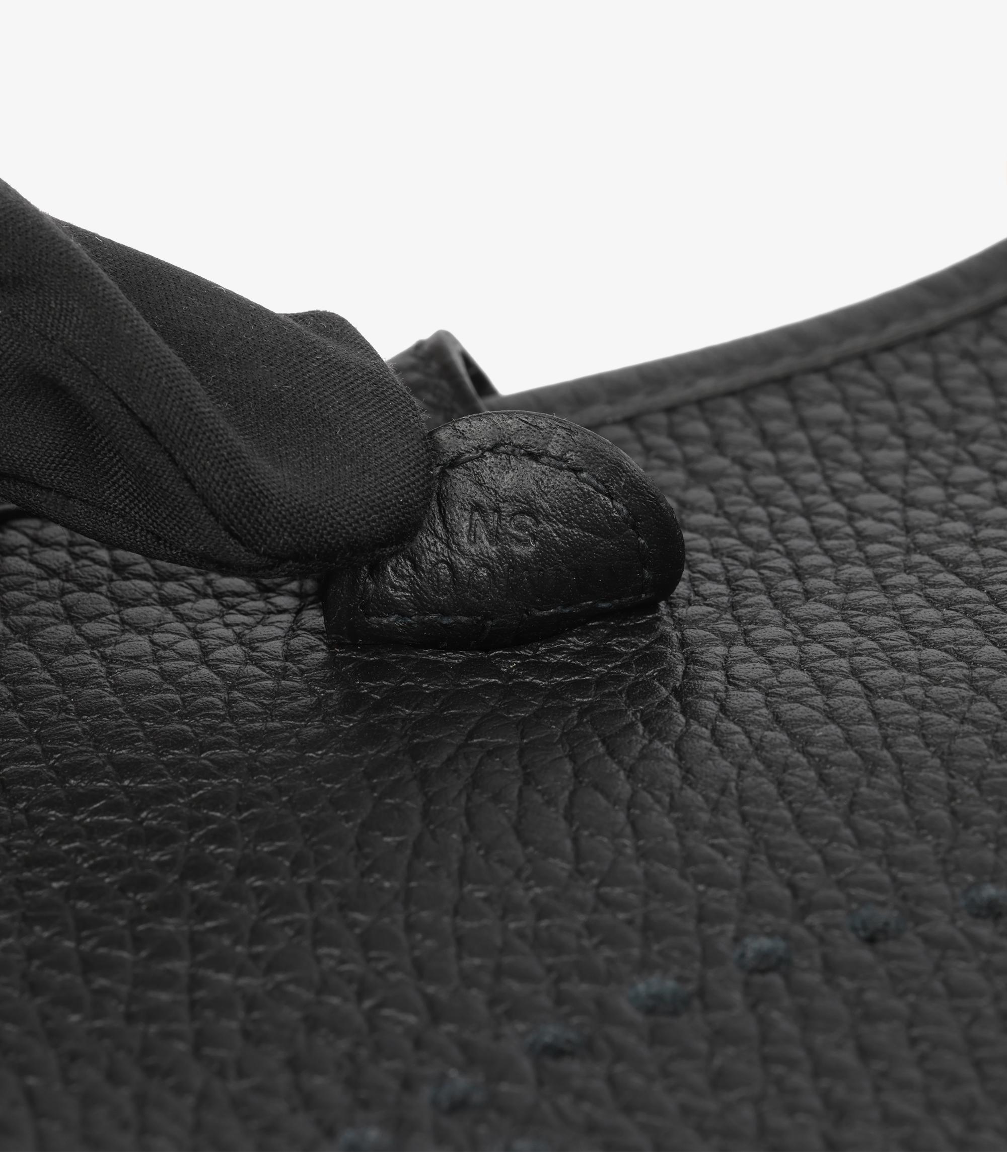 Hermès Schwarz Clemence Leder Evelyne TPM im Angebot 2