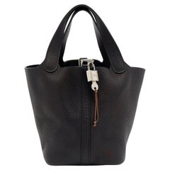 Hermes Clemence Schwarze Tasche aus Leder mit Picotin Schloss 18