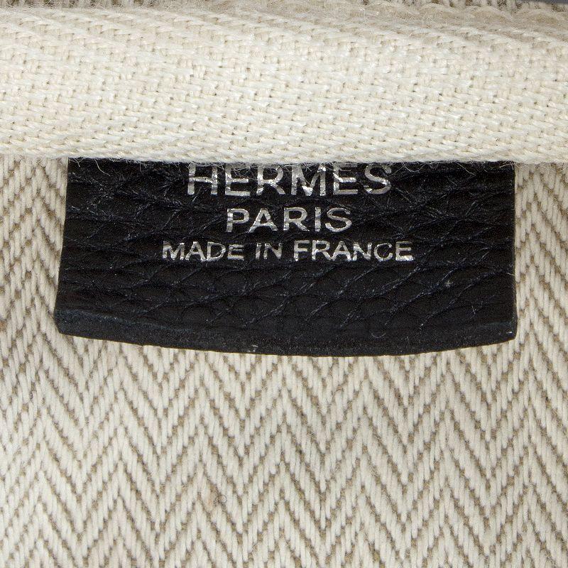 HERMES black Clemence leather VICTORIA FOURRE-TOUT 35 Shoulder Bag 2