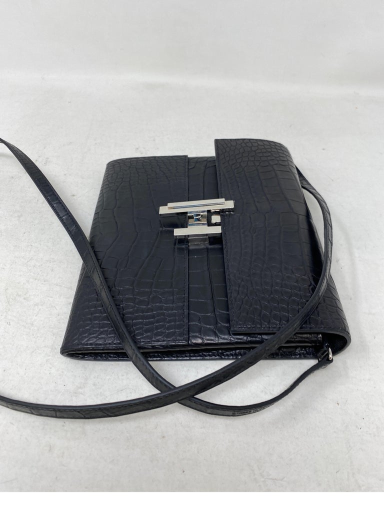Hermes Black Crocodile Crossbody Bag For Sale at 1stDibs