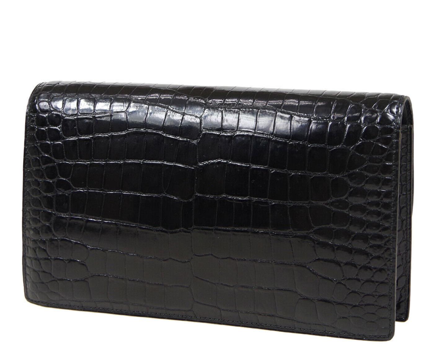 Hermes Black Crocodile Leather Gold Buckle Evening Envelope Clutch Flap Bag In Good Condition In Chicago, IL