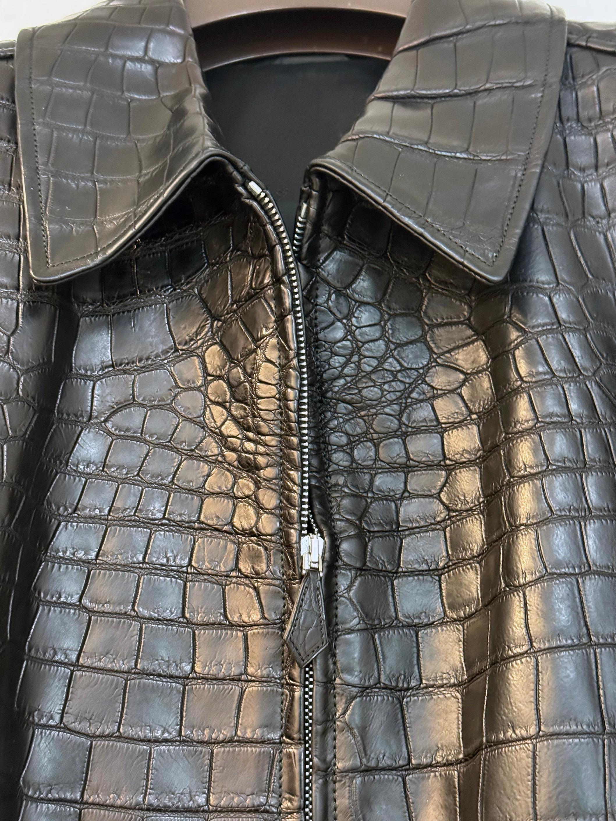 HERMES Negro Cocodrilo Chaqueta para hombre RARO CUSTOM MADE en Excelente estado para la venta en Philadelphia, PA