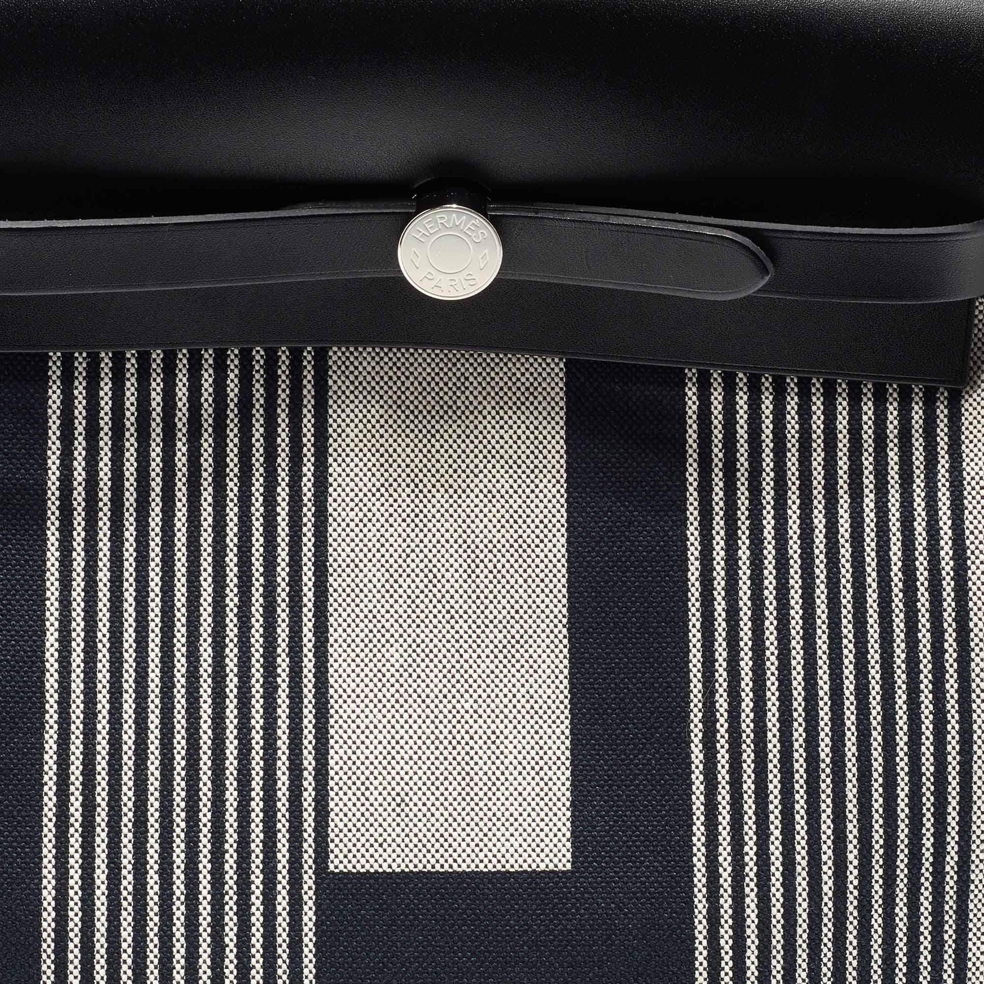 Hermes Black/Ecro H Vibration Toile Canvas and Vache Hunter Leather Herbag Zip B 6
