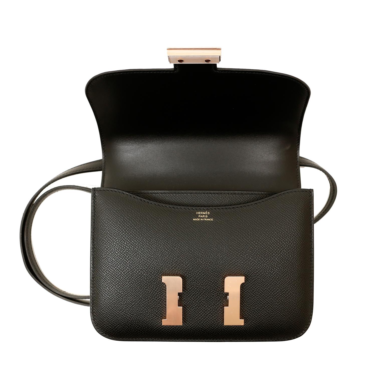 Hermès Black Epsom 18 cm Constance with Rose Gold Hardware In New Condition In Palm Beach, FL