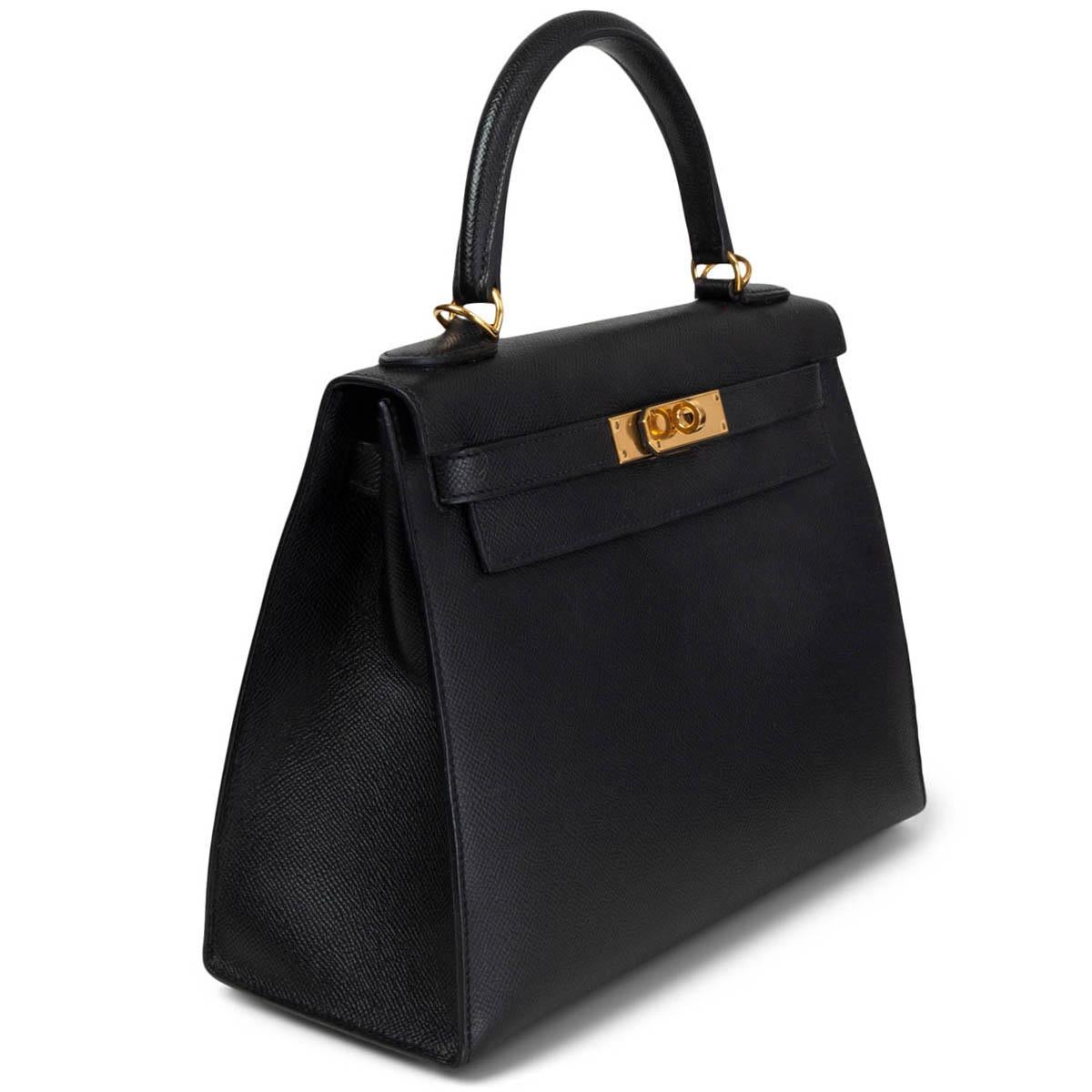 Sac à bandoulière Hermès Kelly 28 en Veau Epsom noir, 100% authentique, avec des accessoires en Palladium doré. A été porté et est en excellent état. Livré avec un ensemble complet. 

Mesures
Hauteur	22cm (8.6in)
Largeur	28cm