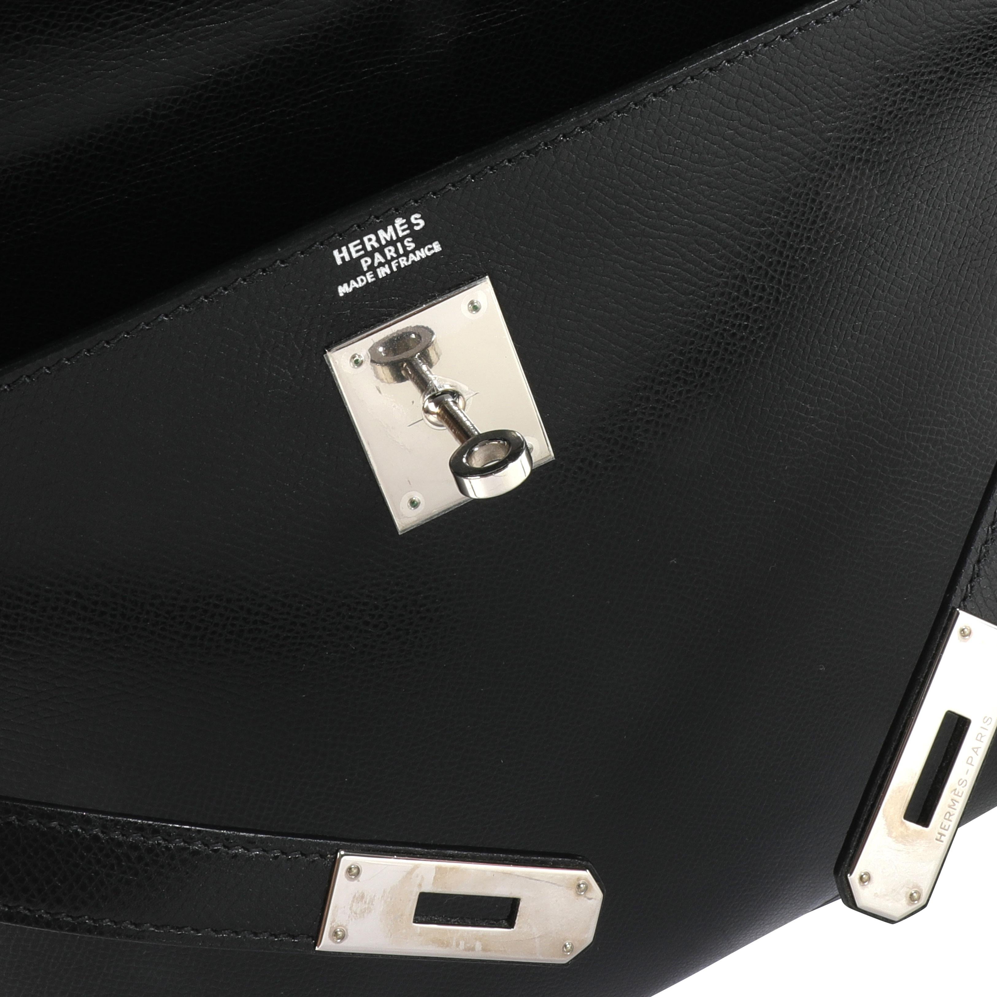 Hermès Black Epsom Sellier Kelly 32 PHW
SKU: 111214

Handbag Condition: Very Good
Condition Comments: Very Good Condition. Light scuffing throughout leather. Scratching and tarnishing to hardware.
Brand: Hermès
Model: Kelly

Origin Country: