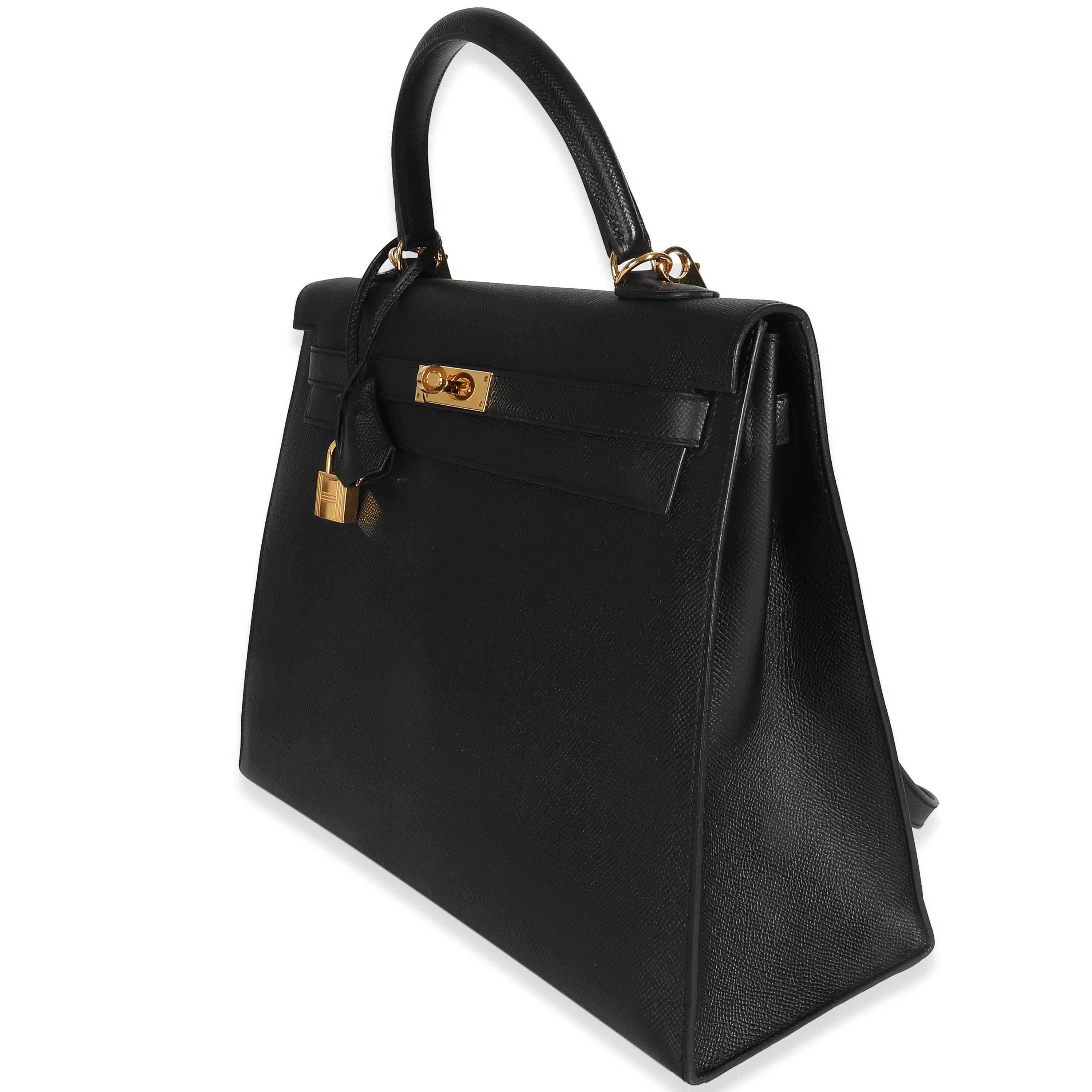 Hermès Schwarz Epsom Sellier Kelly 35 GHW
SKU: Z148363

Beschreibung des Zustands: Die 1977 offiziell umbenannte Kelly Tote Bag von Hermès hieß ursprünglich Sac à Dépêches (was so viel wie 
