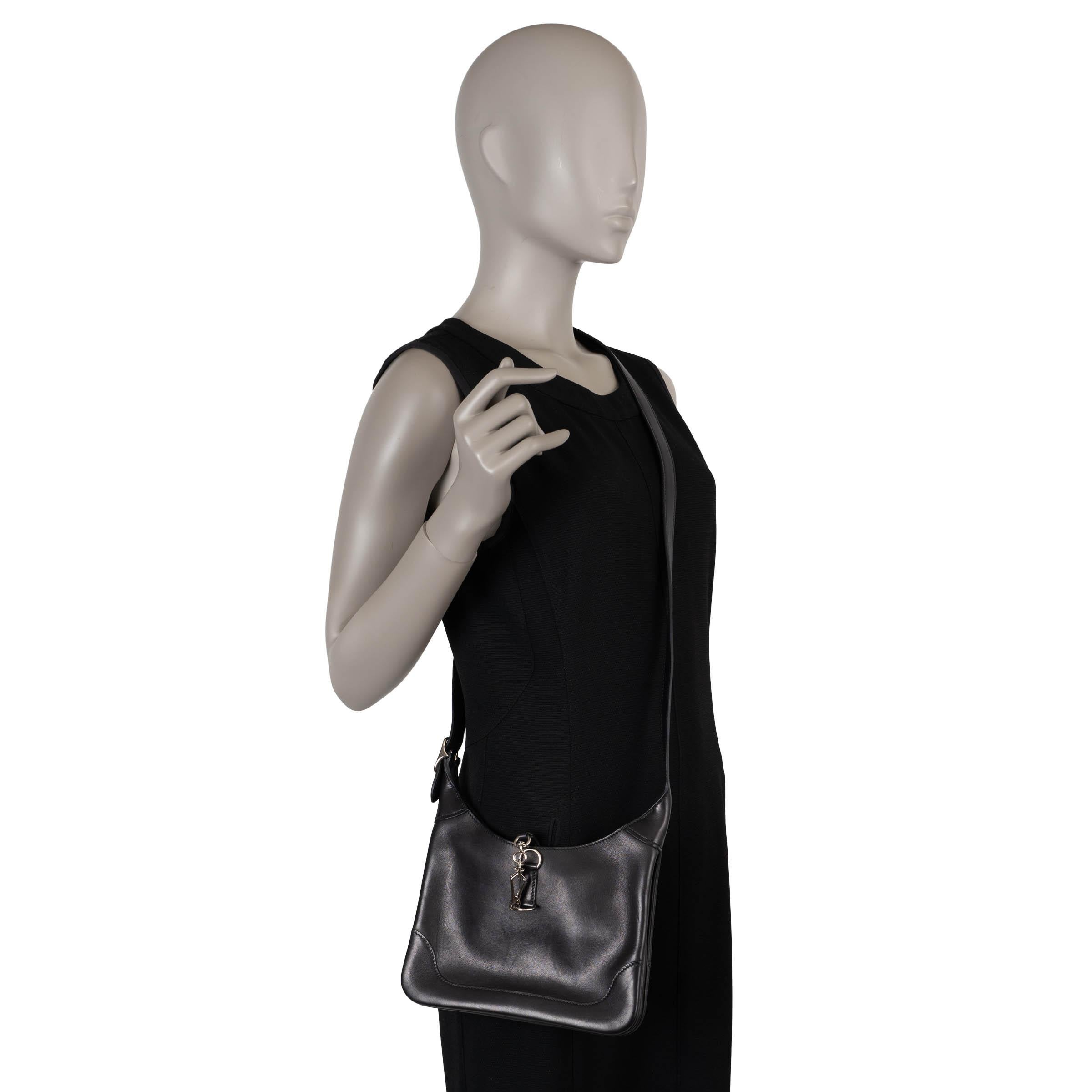 HERMES schwarz Evercolor Leder TRIM DUO 24 Crossbody Tasche Phw im Angebot 3