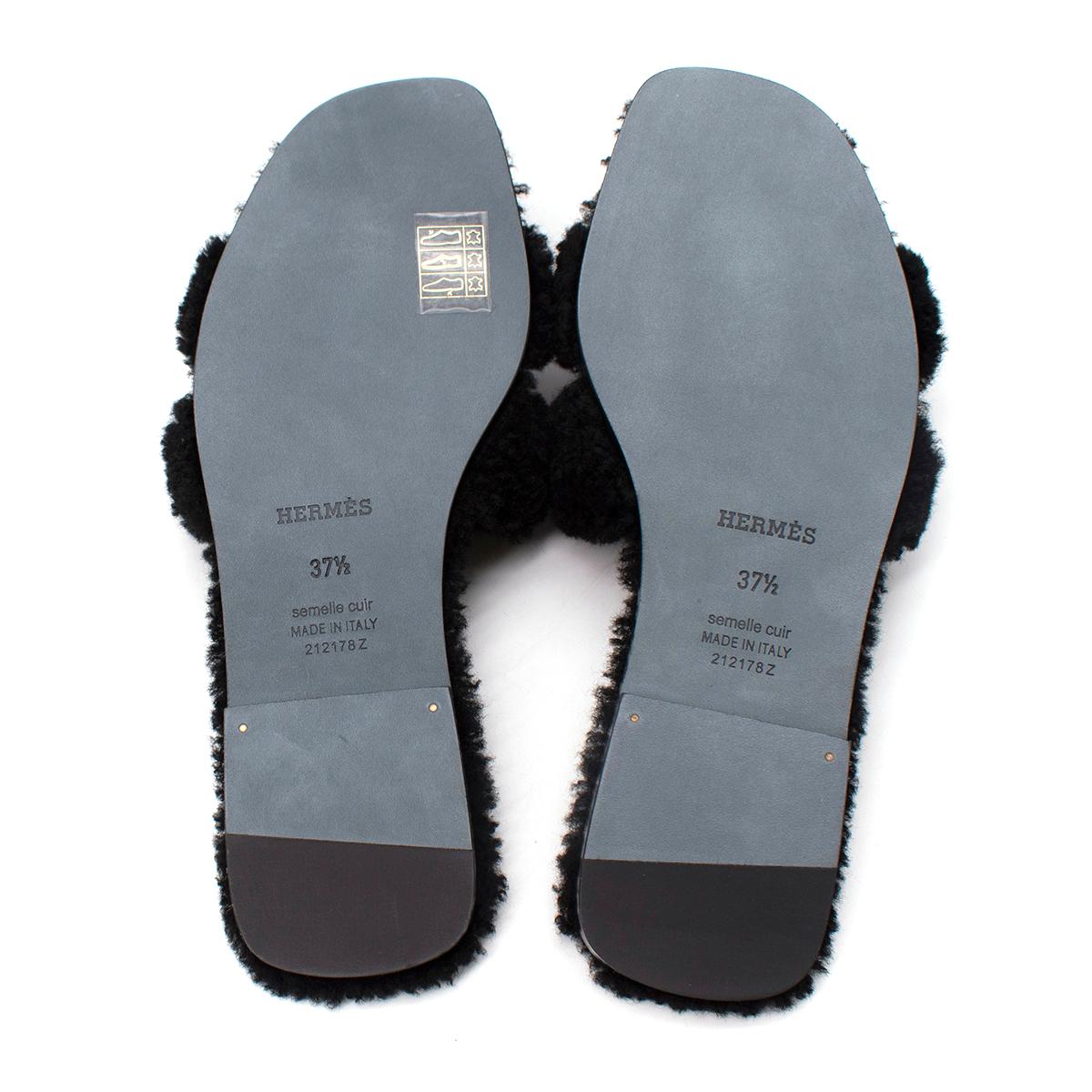 Hermes Black Fluffy Shearling Oran Sandals - Discontinued/Rare - Us size 7.5 1