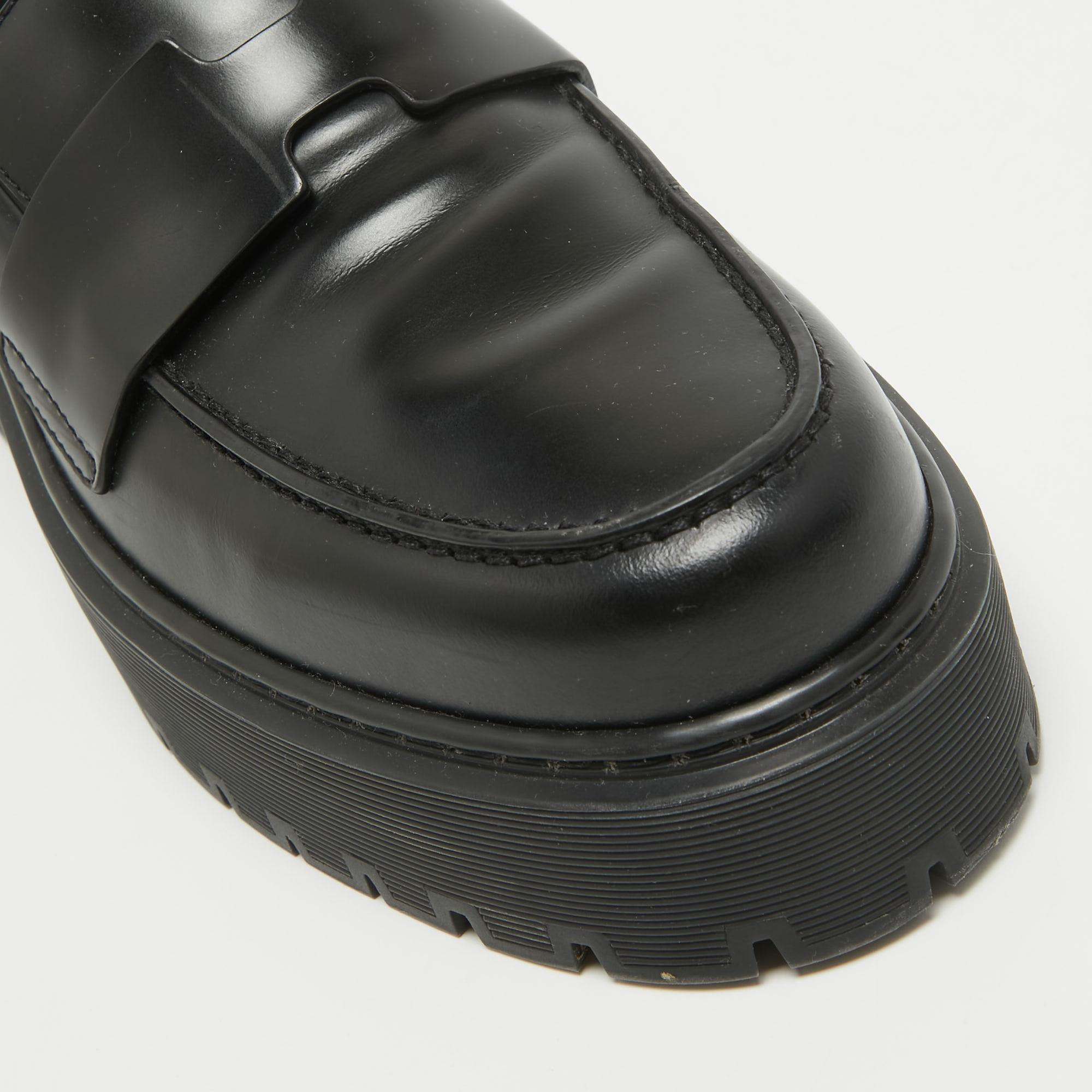 Hermes Black Glazed Leather Hitch Loafers Size 38.5 1