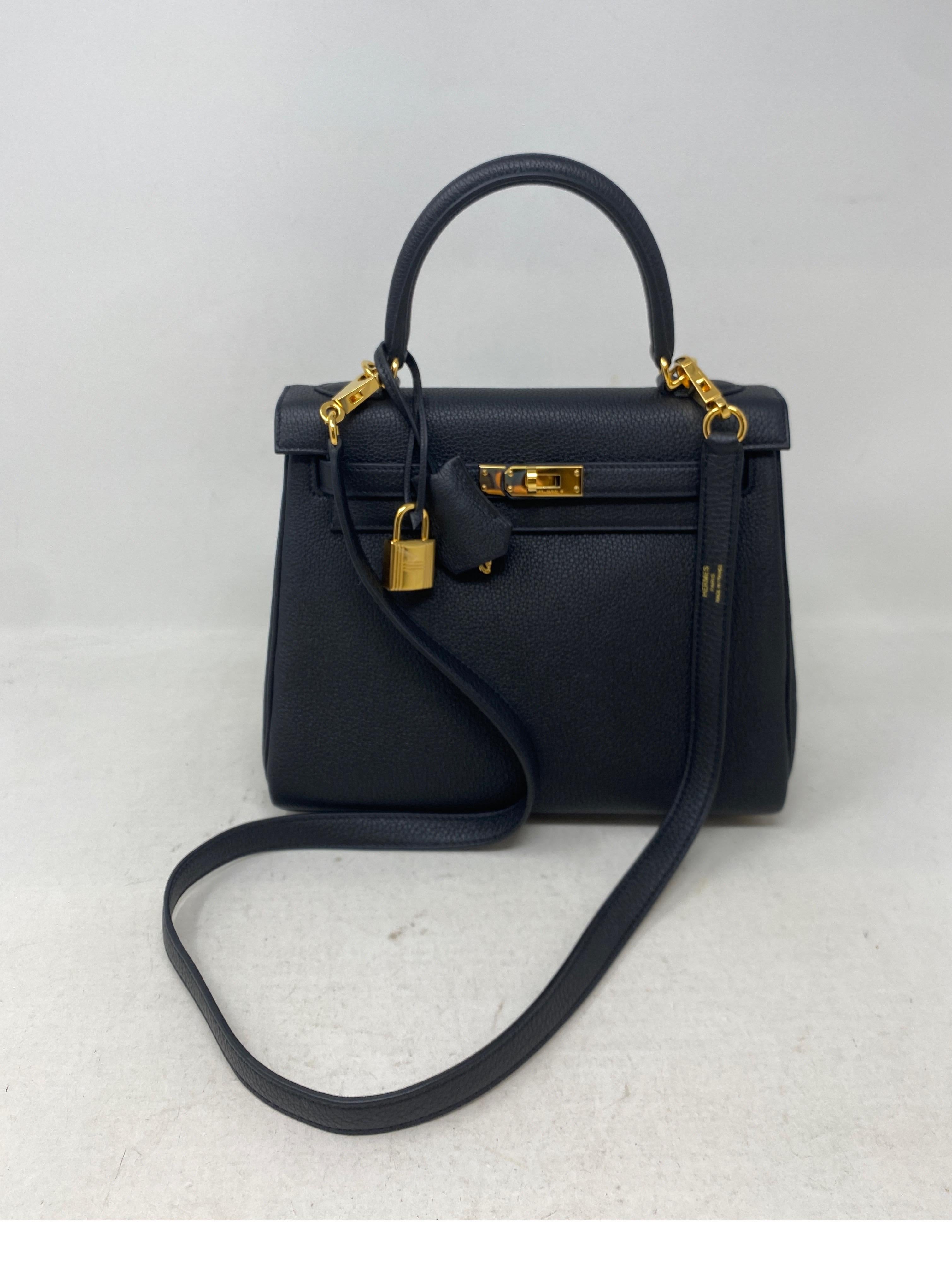 Hermes Black Kelly 25 Bag 6