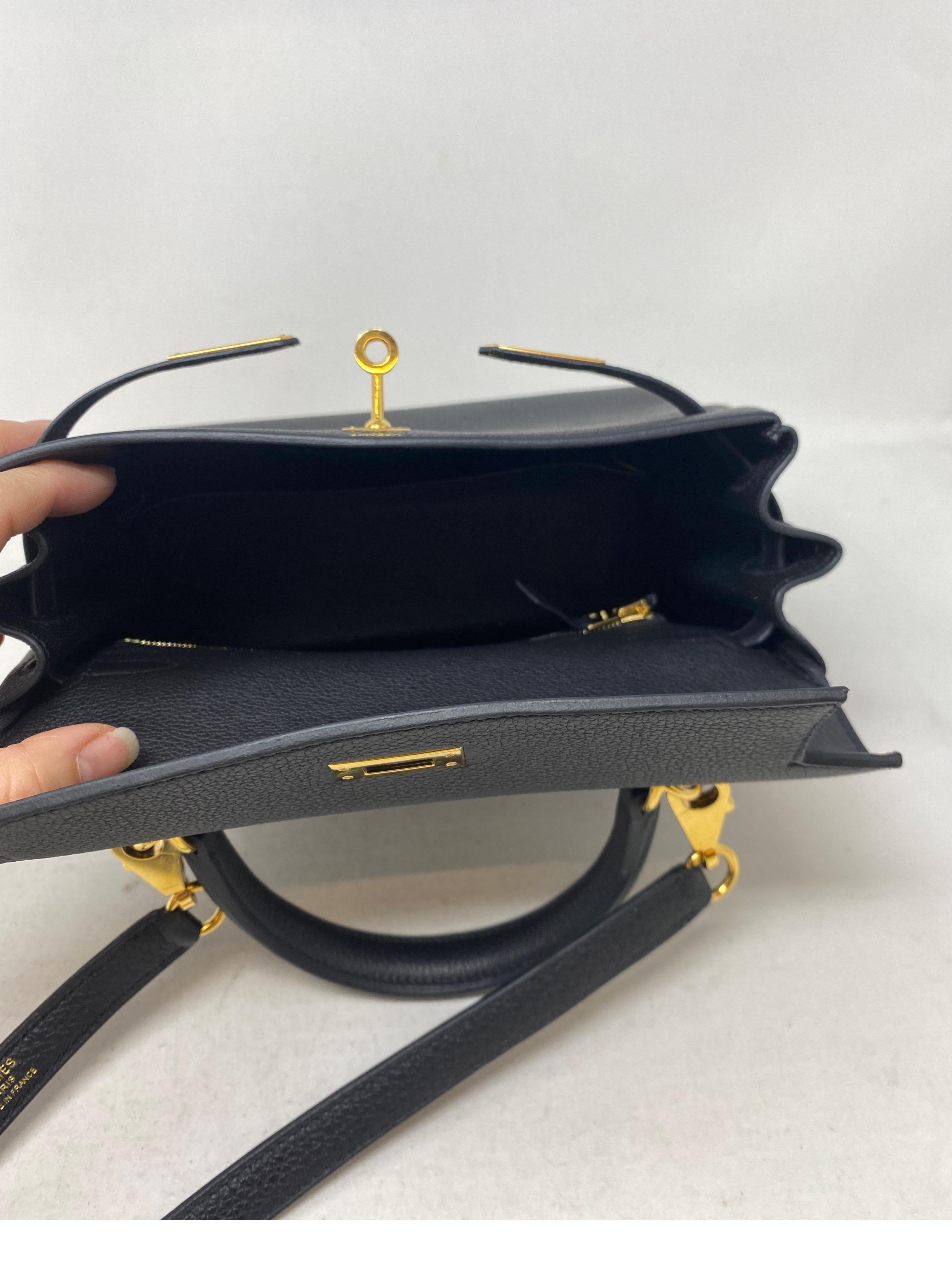 Hermes Black Kelly 25 Bag 2