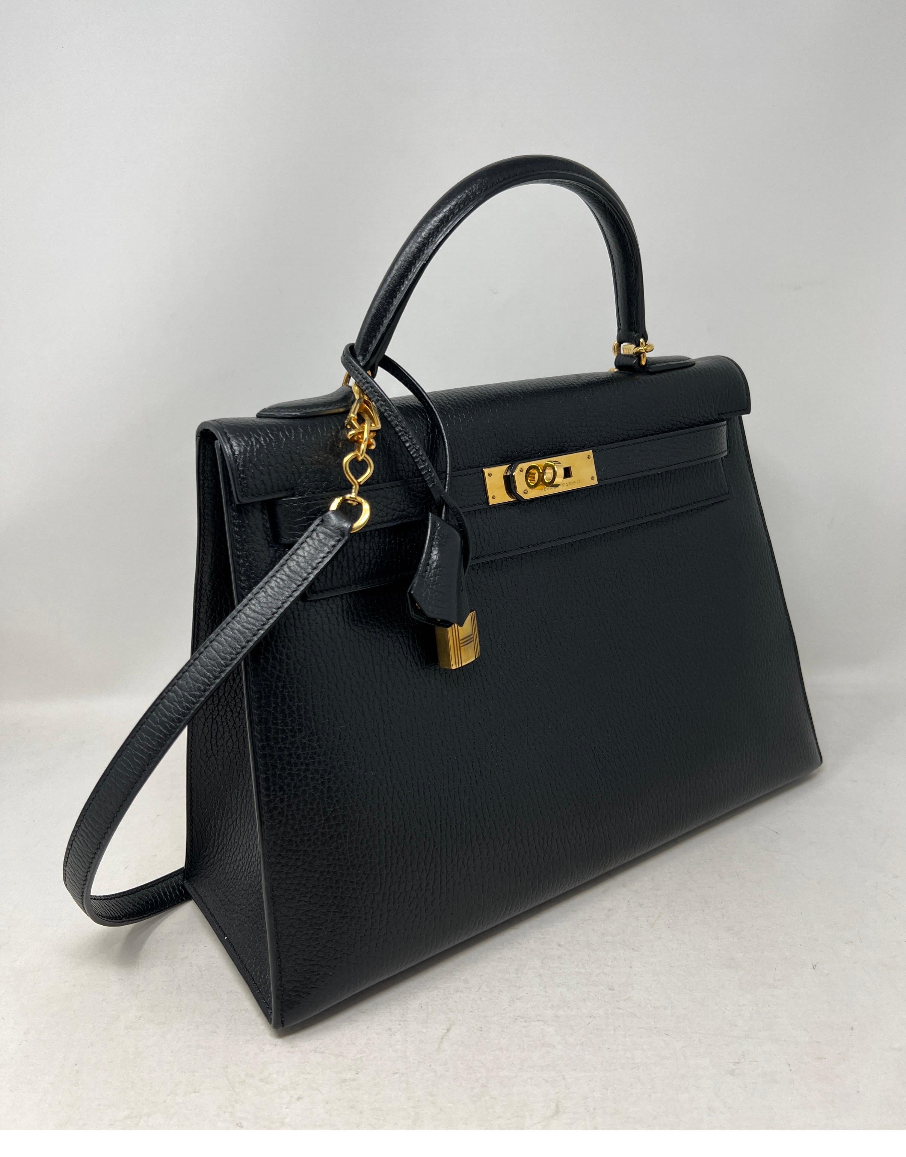 Hermes Black Kelly 32 Bag 9