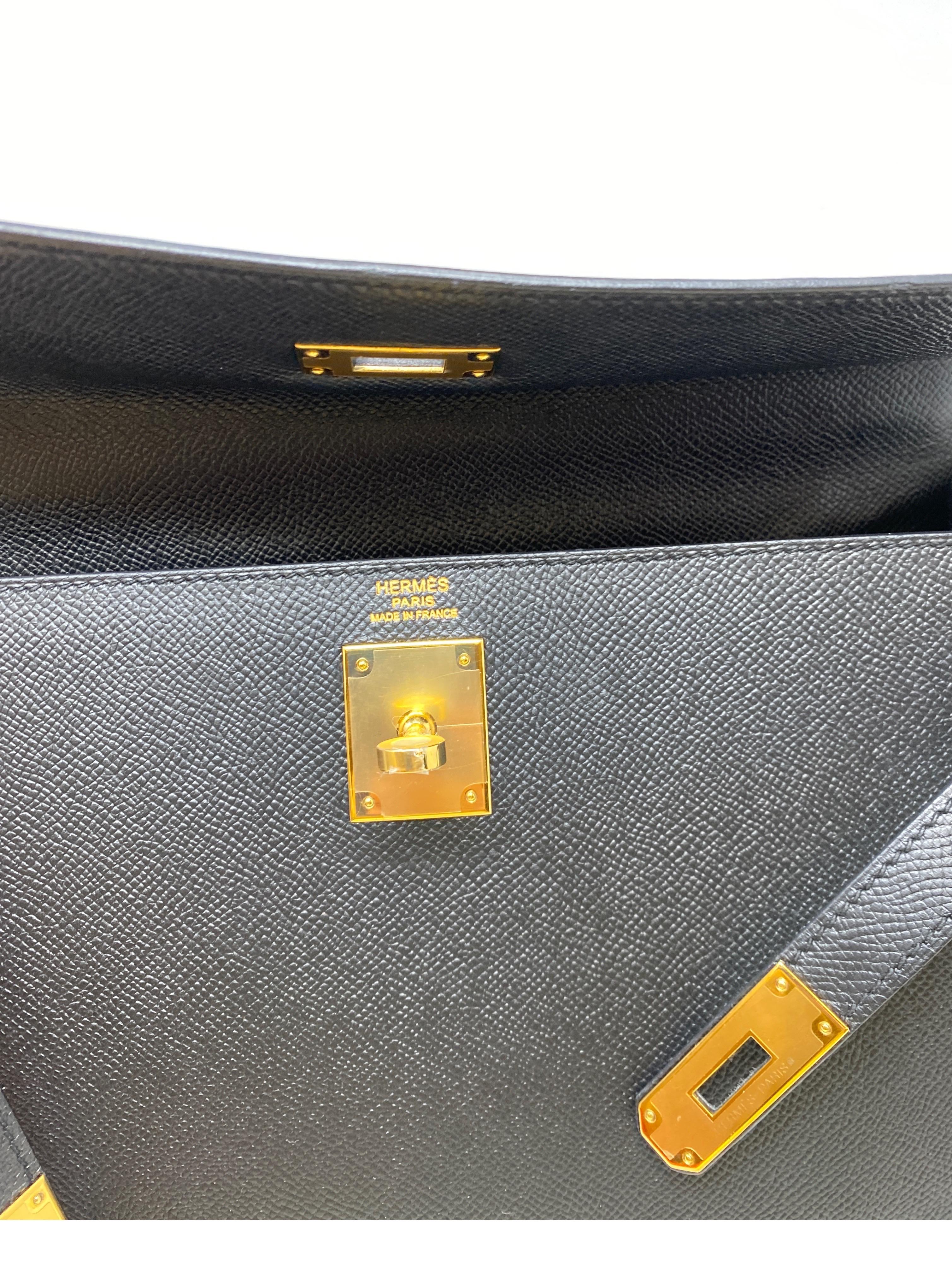 Hermes Black Kelly 32 Bag  8