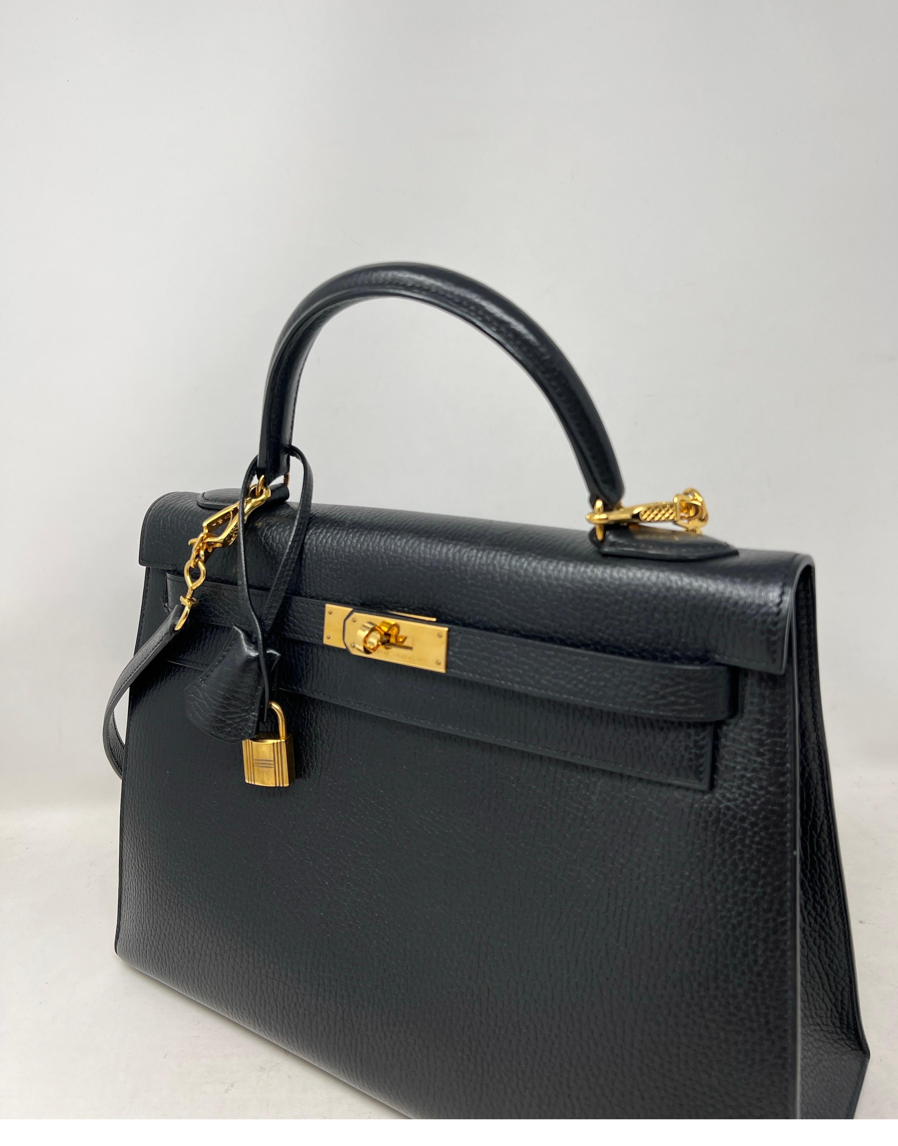 Hermes Black Kelly 32 Bag 11