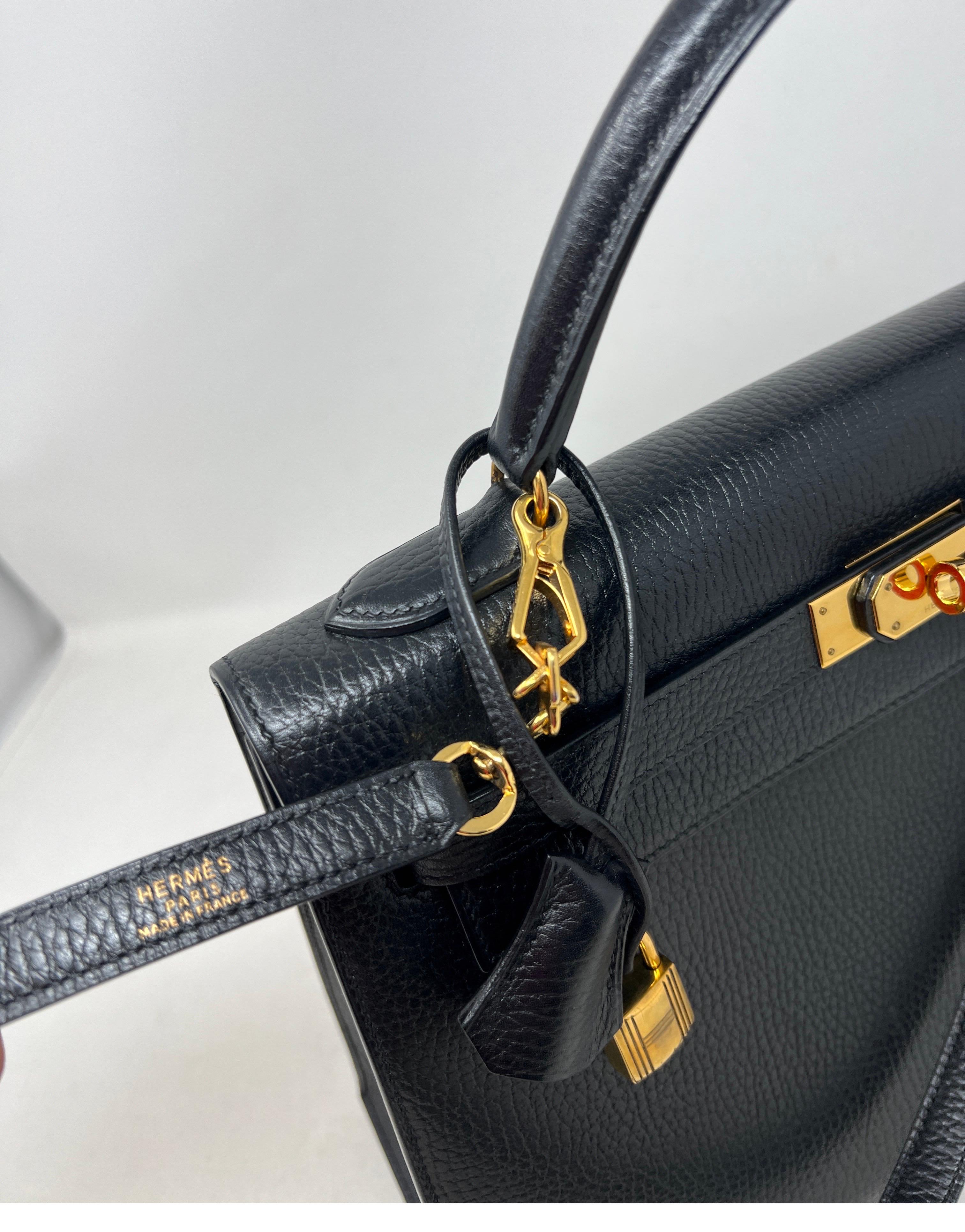 Hermes Black Kelly 32 Bag 14